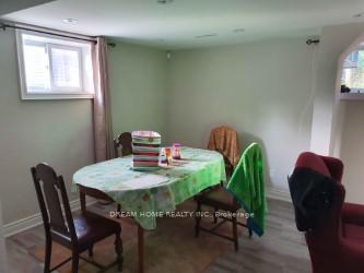 Photo 2 of Unit Lower, 237 Clearbrooke Circle, Etobicoke, Rexdale-Kipling — HOMEH