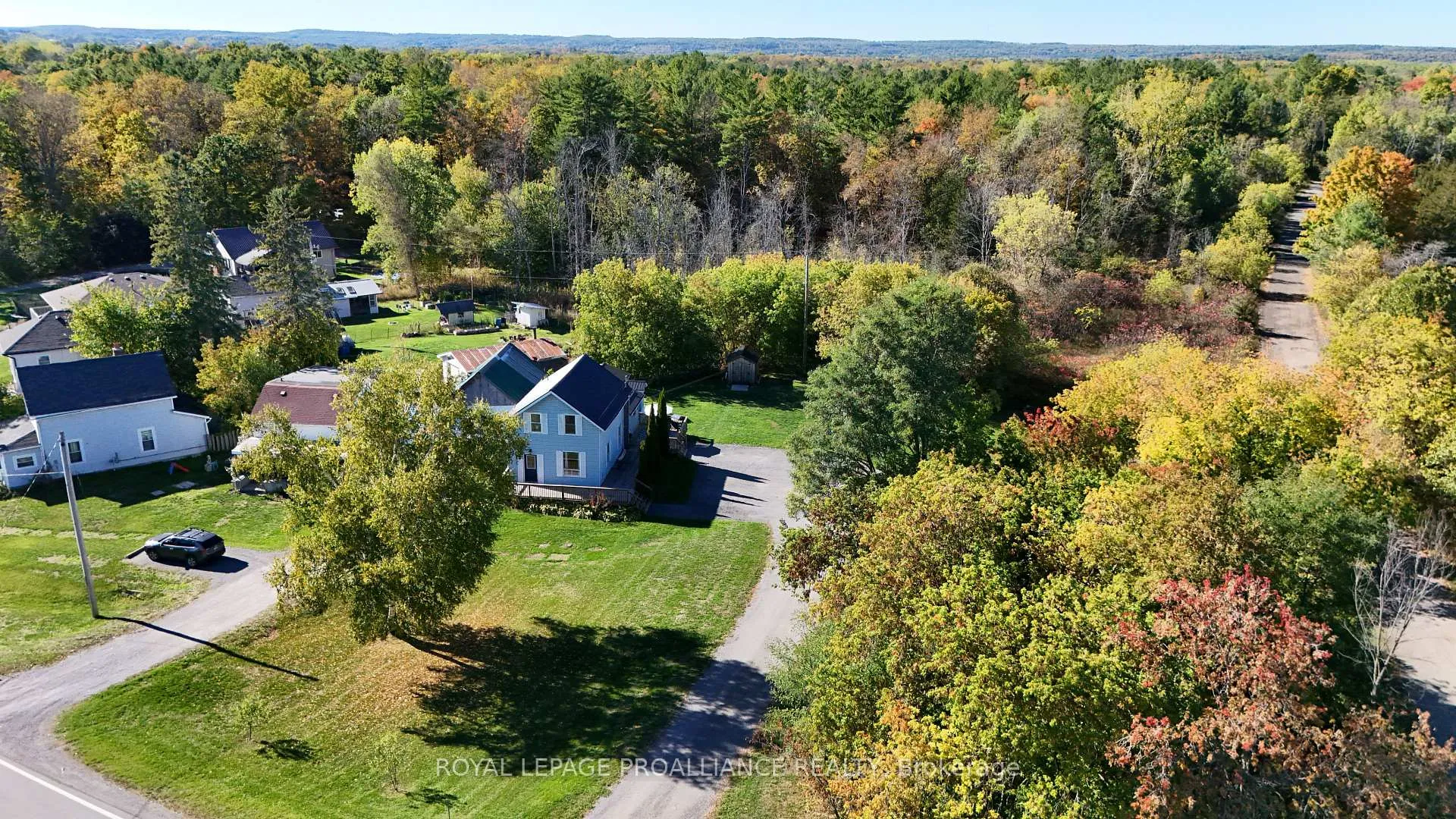 Photo 10 of 255 Mudcat Road, Belleville, Thurlow Ward — HOMEH