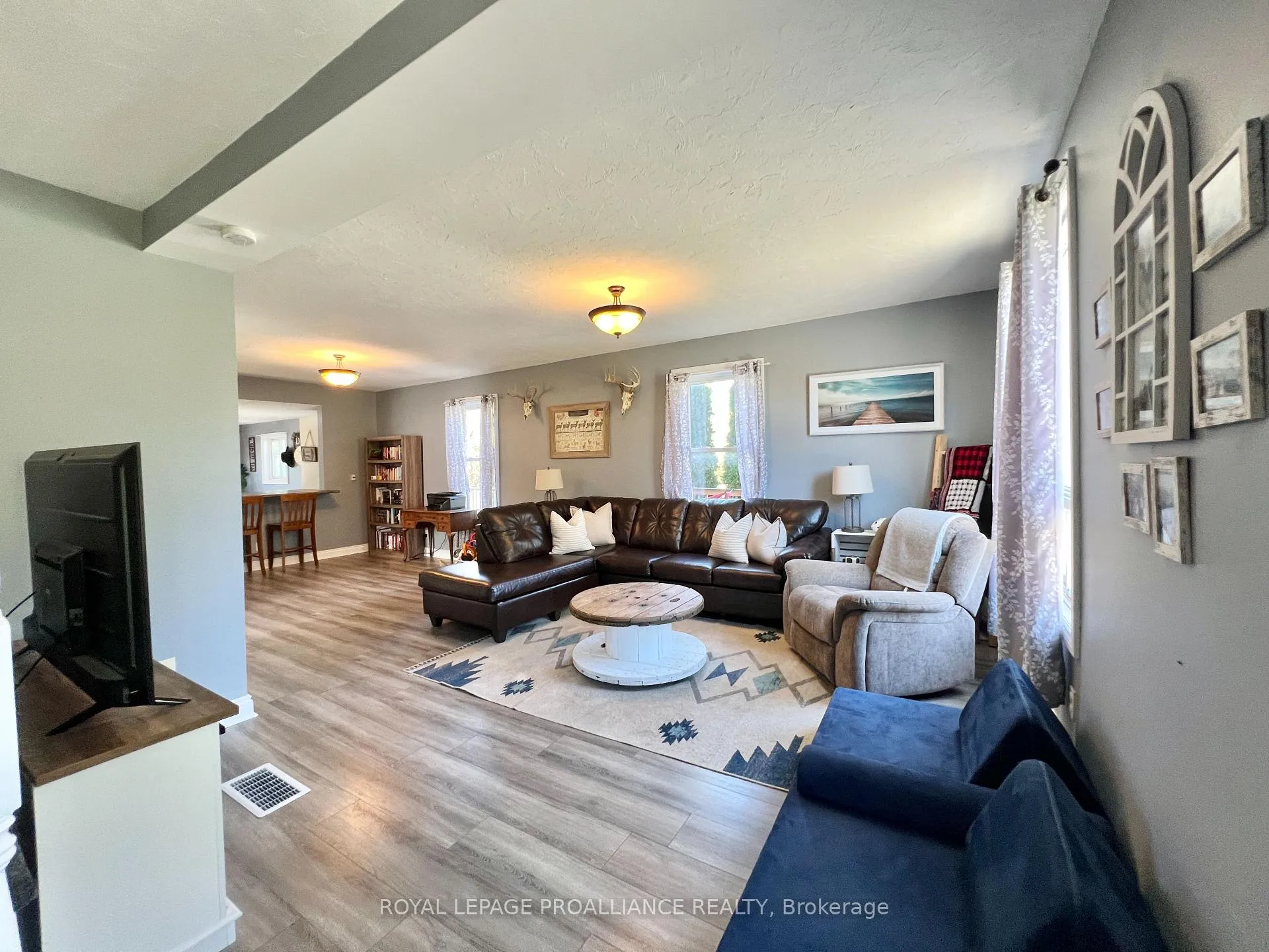 Photo 41 of 255 Mudcat Road, Belleville, Thurlow Ward — HOMEH