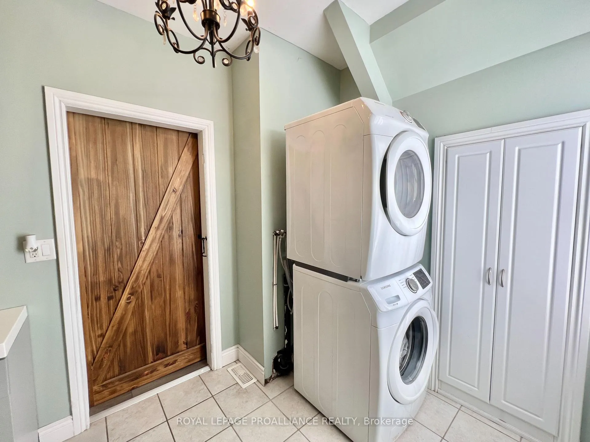 Photo 153 of 255 Mudcat Road, Belleville, Thurlow Ward — HOMEH