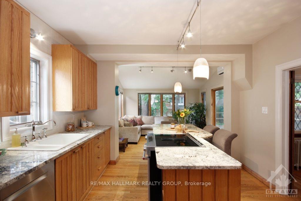 Photo 5 of 40 Geneva Street, Ottawa, Ottawa West — HOMEH
