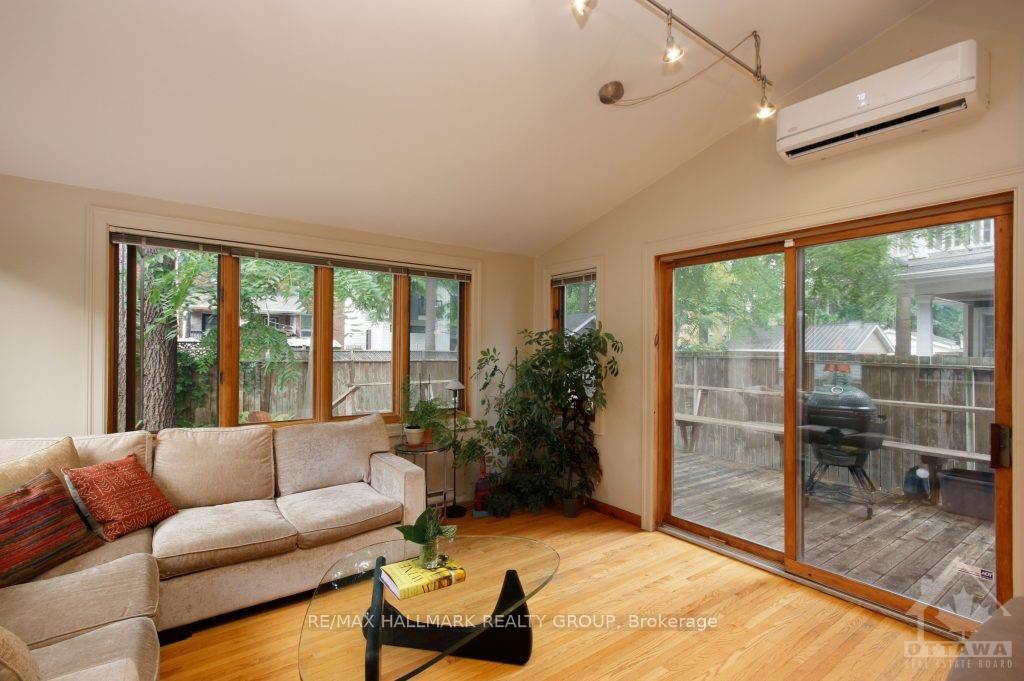 Photo 6 of 40 Geneva Street, Ottawa, Ottawa West — HOMEH