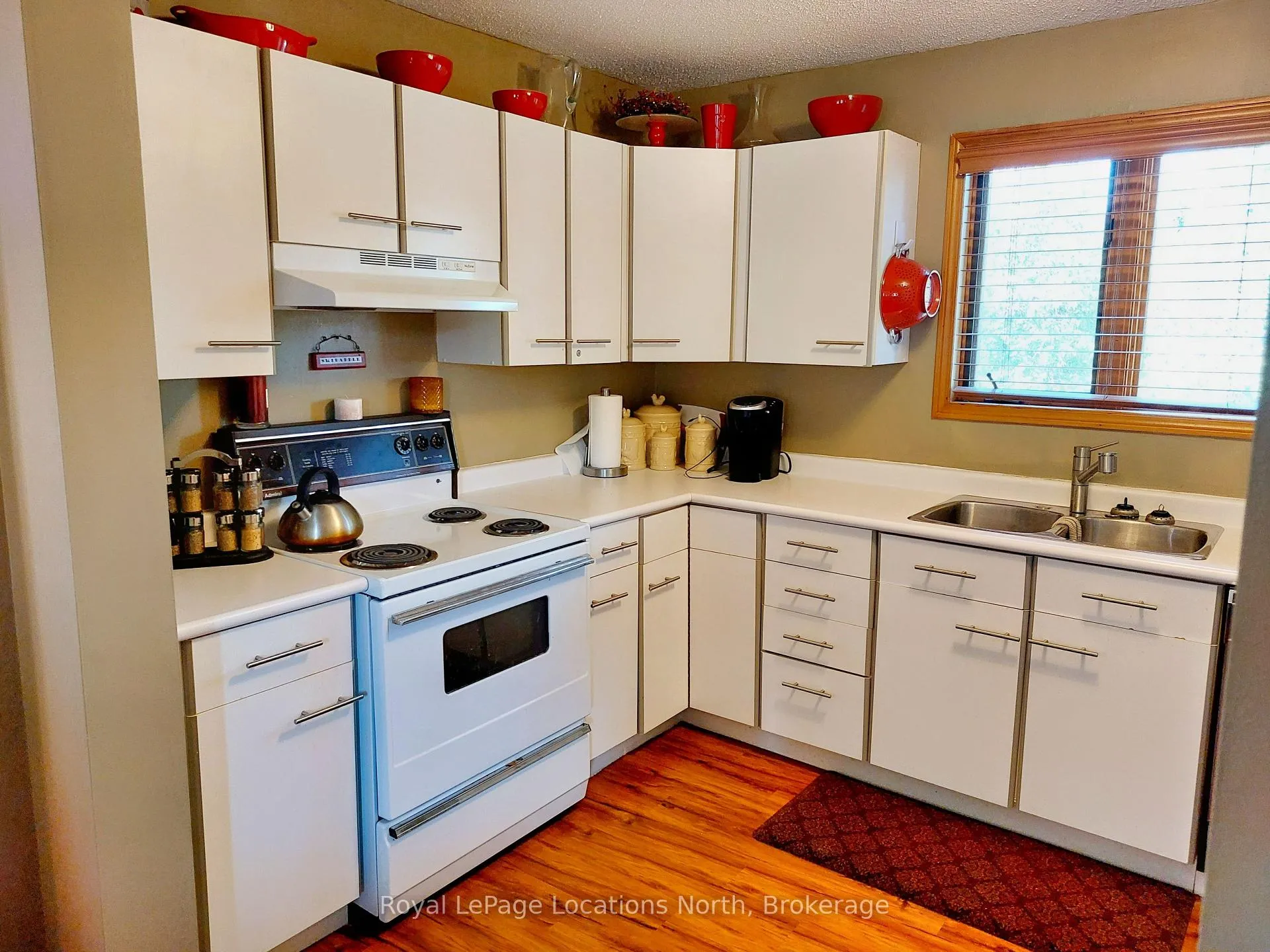 Photo 30 of 152 Brooker Boulevard, Blue Mountains — HOMEH