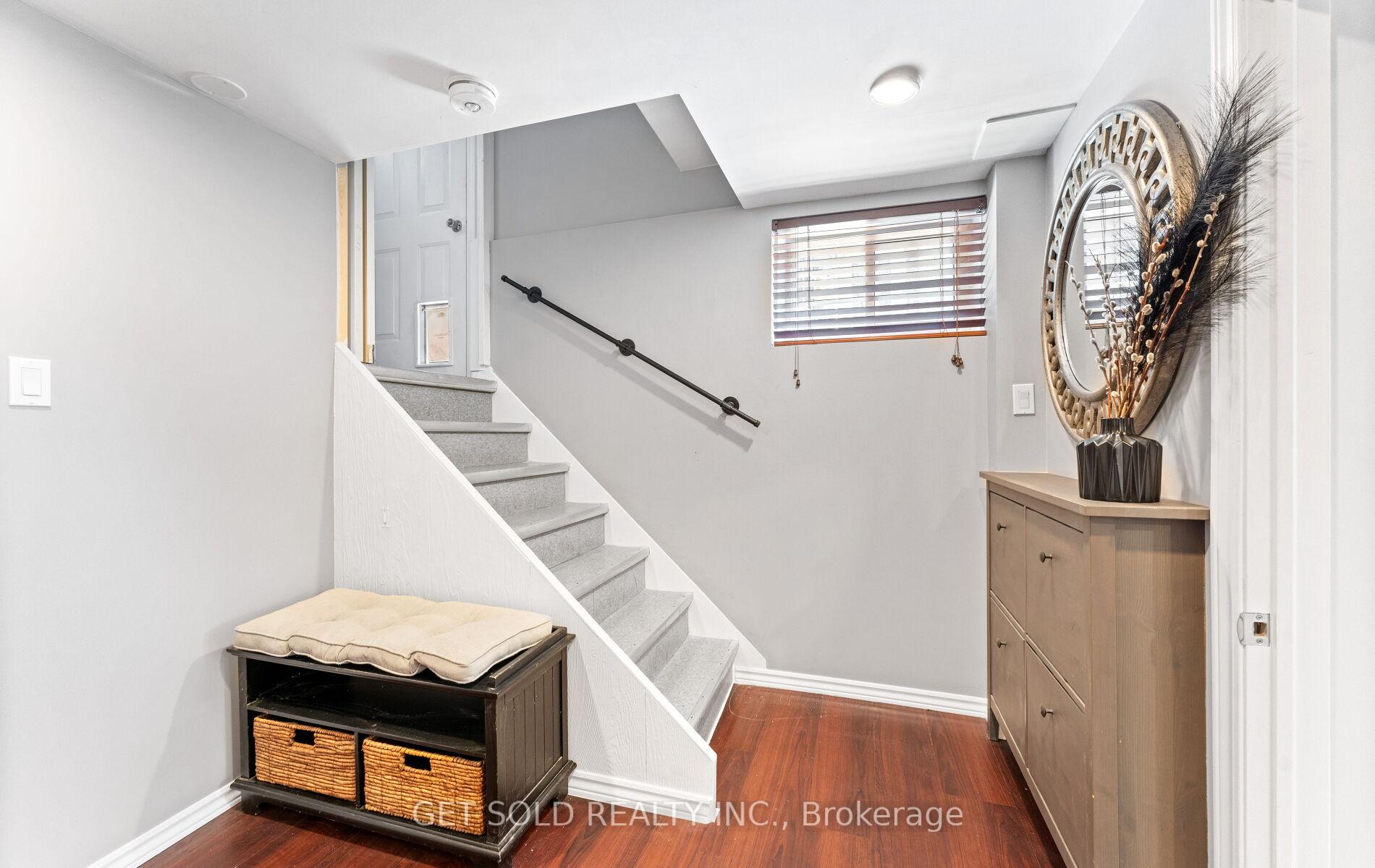 Photo 2 of Unit basement, 40 Barkwin Drive, Etobicoke, Thistletown-Beaumonde Heights — HOMEH
