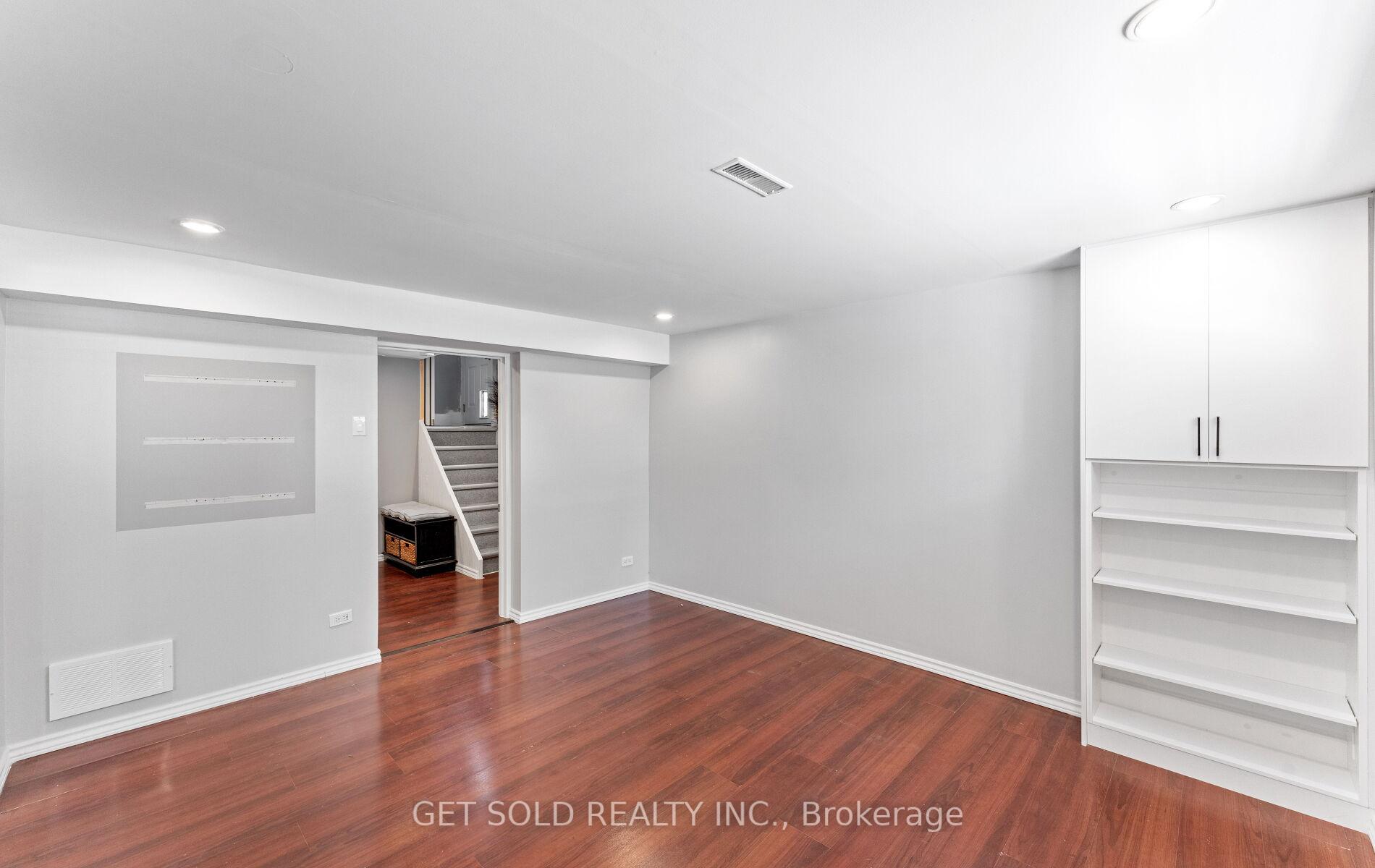 Photo 23 of Unit basement, 40 Barkwin Drive, Etobicoke, Thistletown-Beaumonde Heights — HOMEH