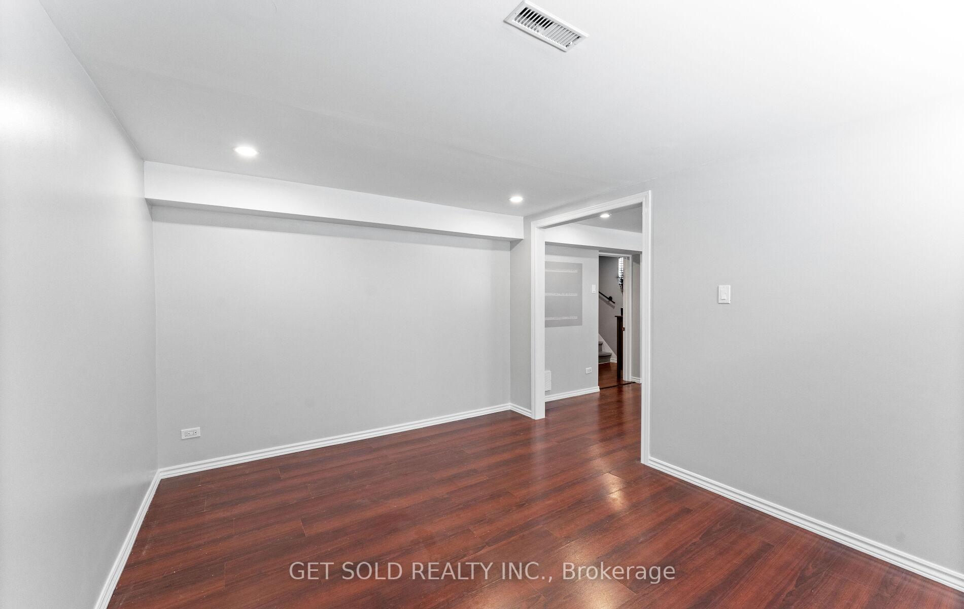Photo 18 of Unit basement, 40 Barkwin Drive, Etobicoke, Thistletown-Beaumonde Heights — HOMEH