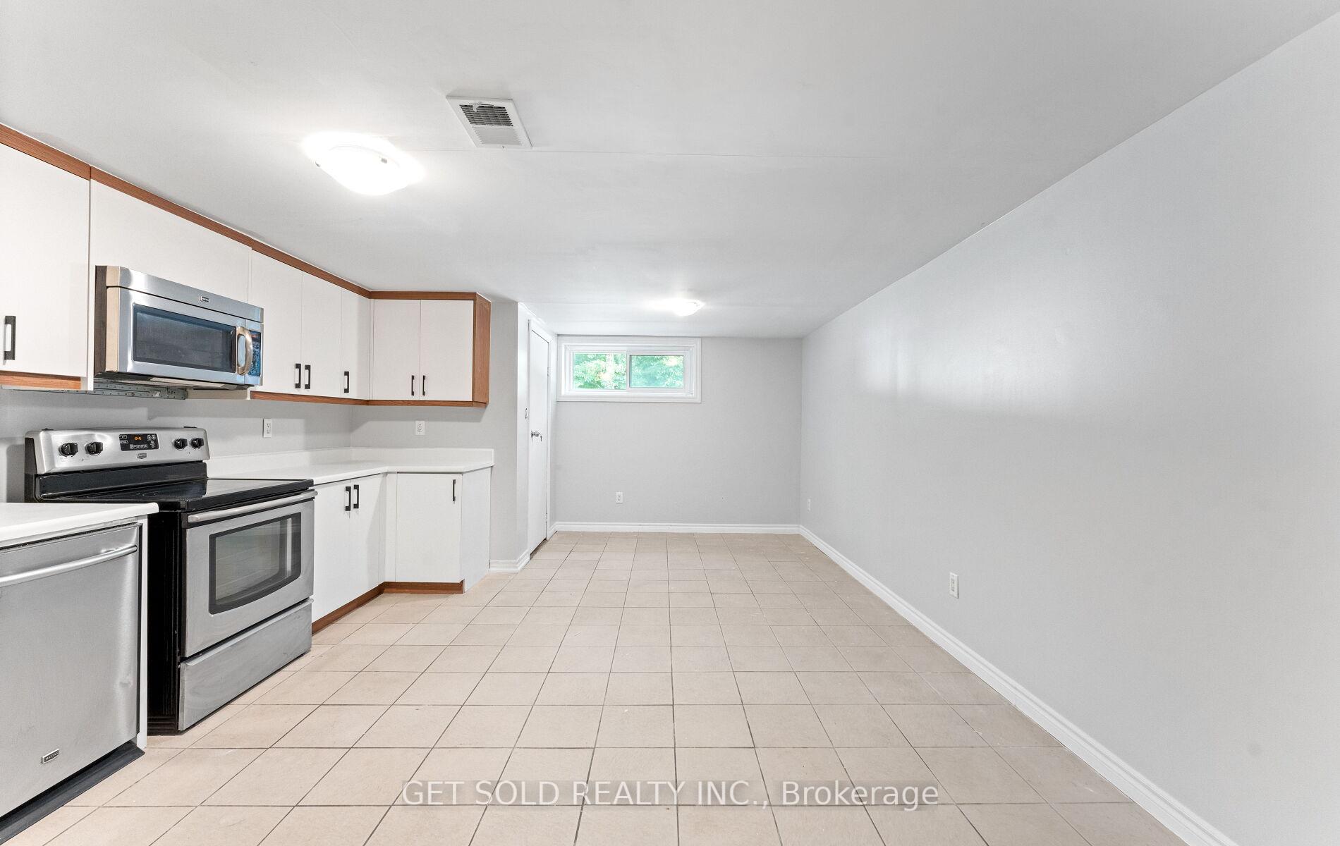 Photo 14 of Unit basement, 40 Barkwin Drive, Etobicoke, Thistletown-Beaumonde Heights — HOMEH