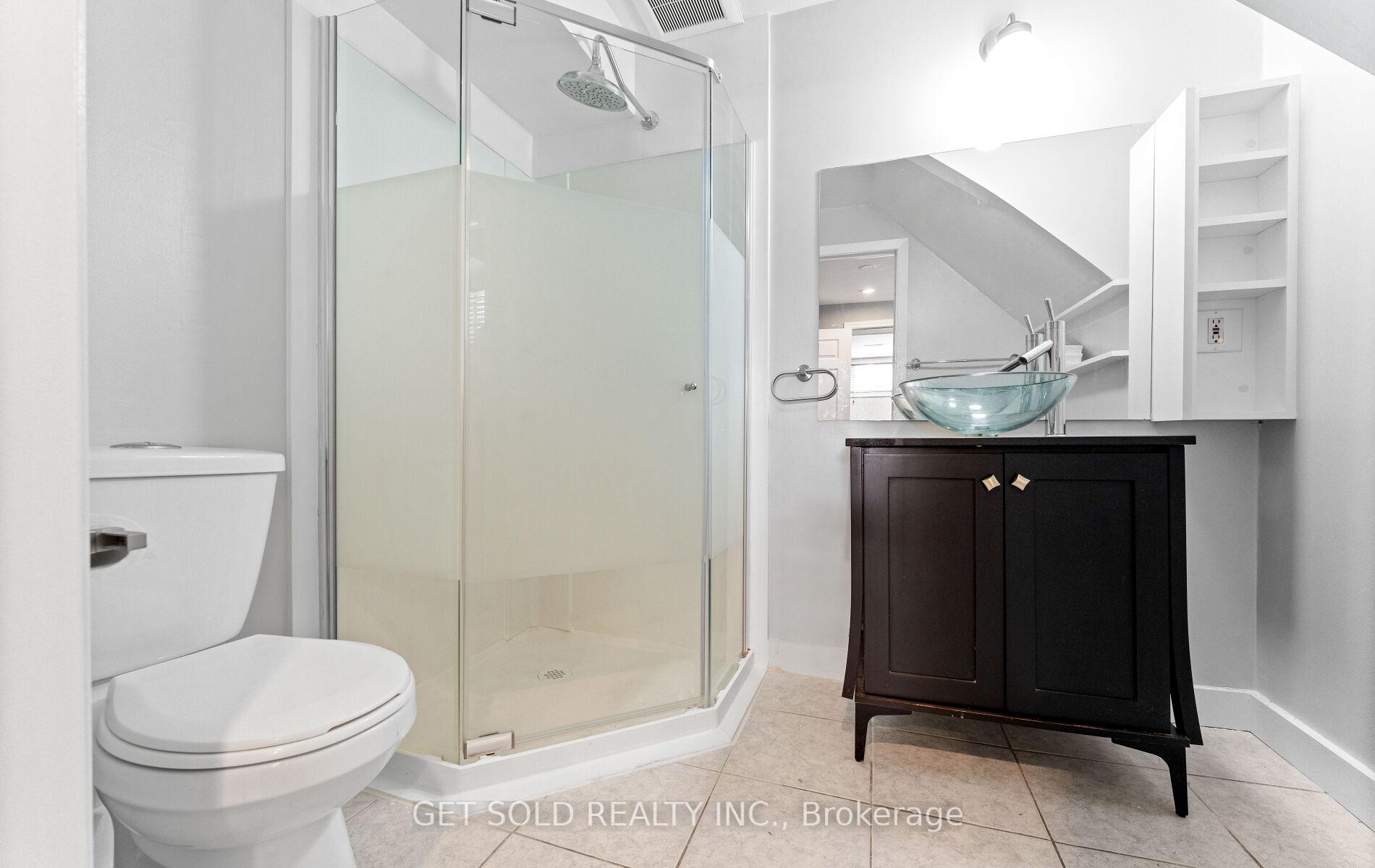 Photo 13 of Unit basement, 40 Barkwin Drive, Etobicoke, Thistletown-Beaumonde Heights — HOMEH