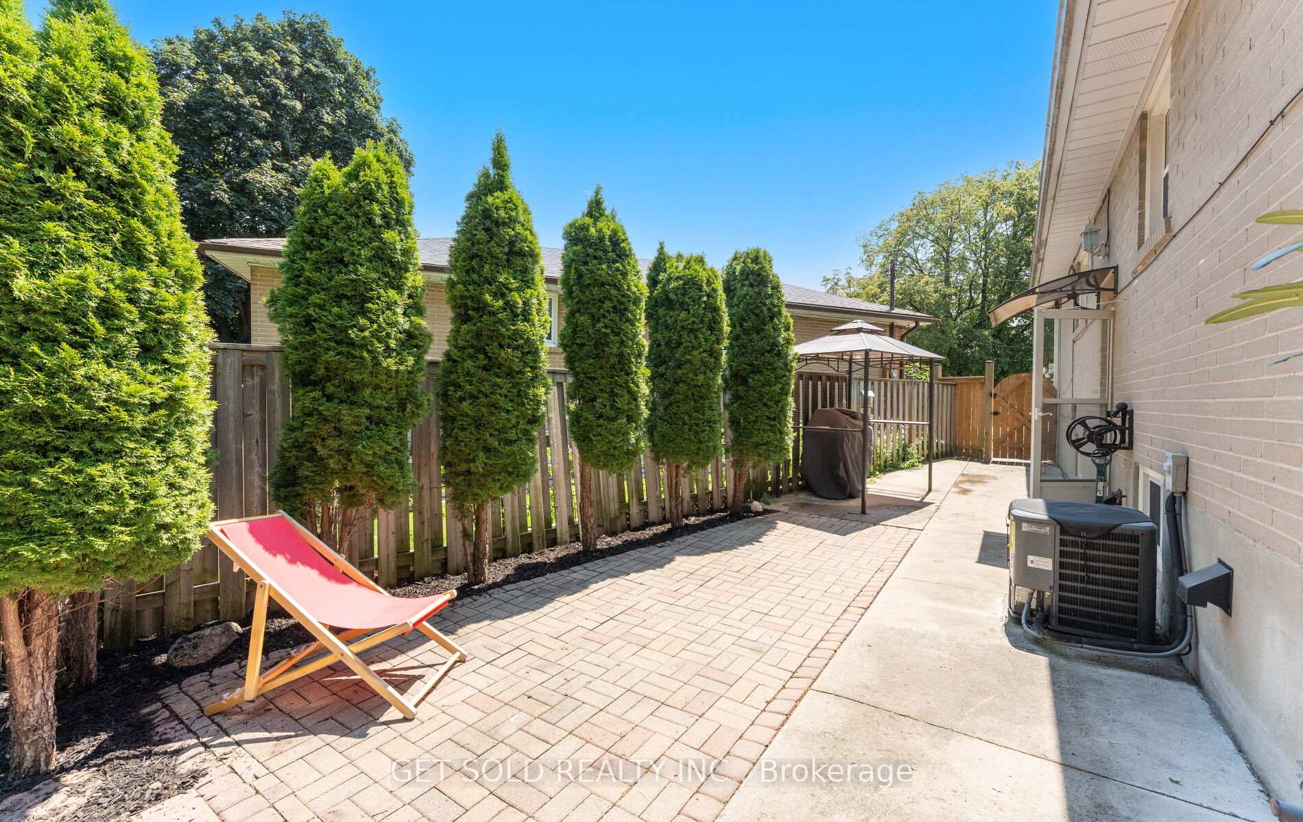 Photo 28 of Unit basement, 40 Barkwin Drive, Etobicoke, Thistletown-Beaumonde Heights — HOMEH