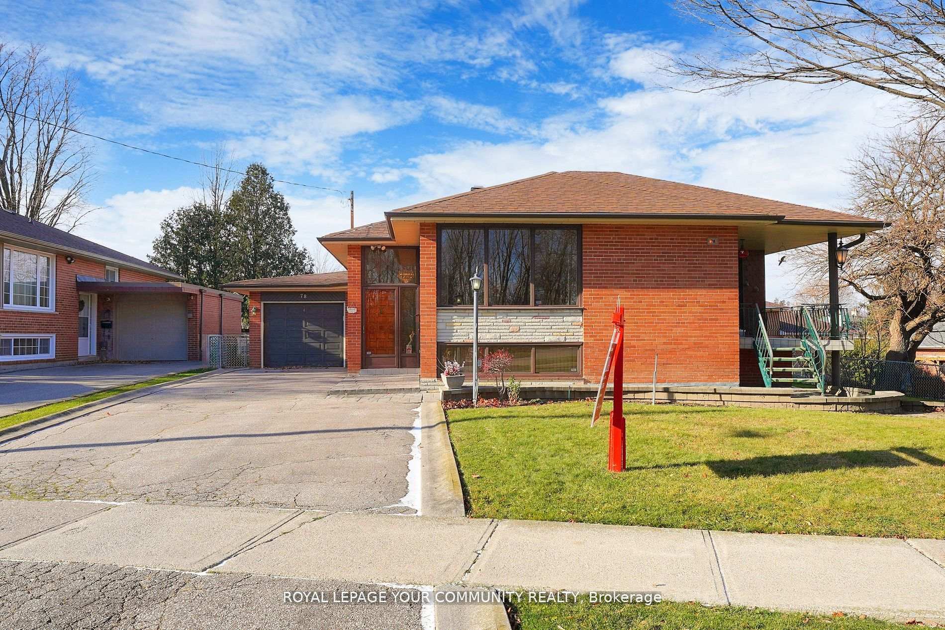 Photo 2 of 78 Wincott Drive, Etobicoke, Kingsview Village-The Westway — HOMEH