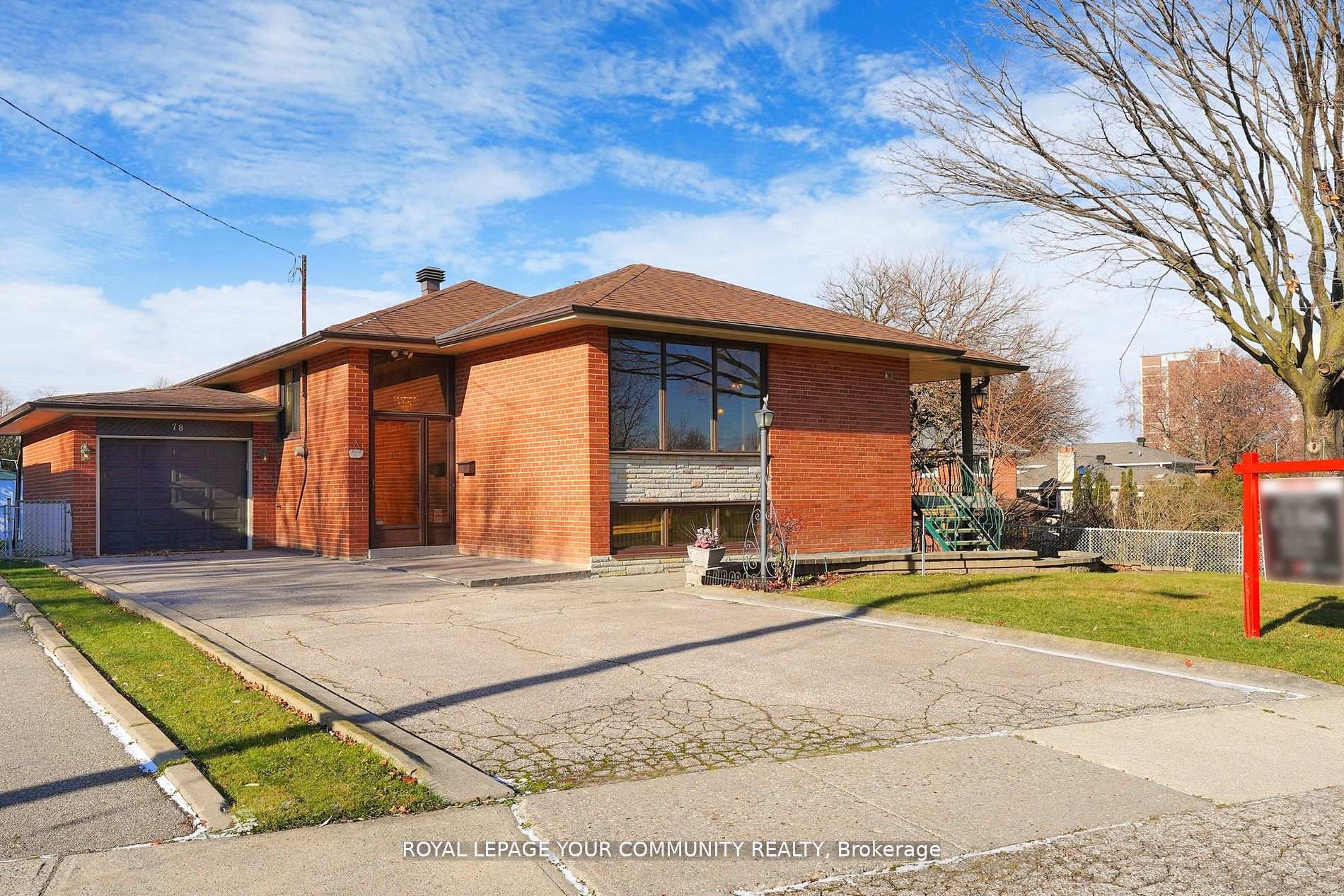 Photo 4 of 78 Wincott Drive, Etobicoke, Kingsview Village-The Westway — HOMEH