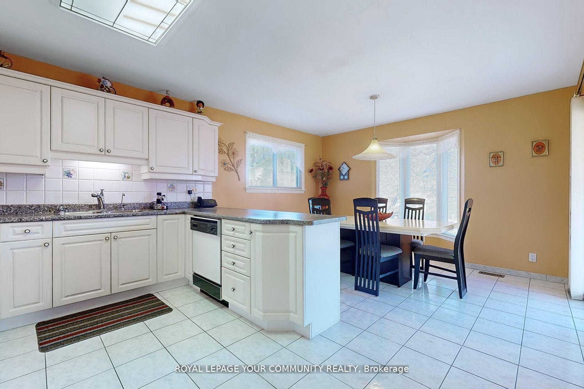 Photo 13 of 78 Wincott Drive, Etobicoke, Kingsview Village-The Westway — HOMEH
