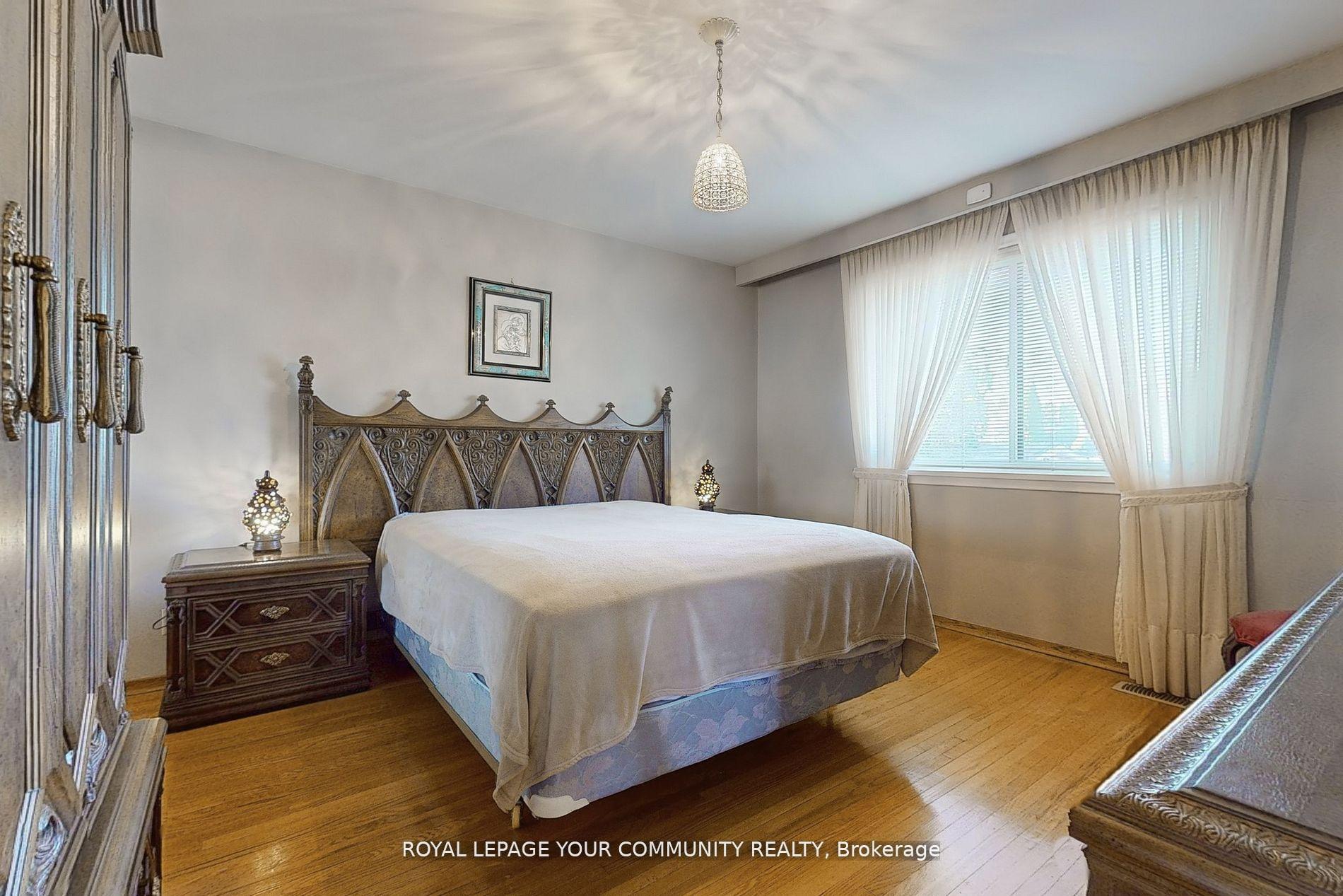 Photo 20 of 78 Wincott Drive, Etobicoke, Kingsview Village-The Westway — HOMEH