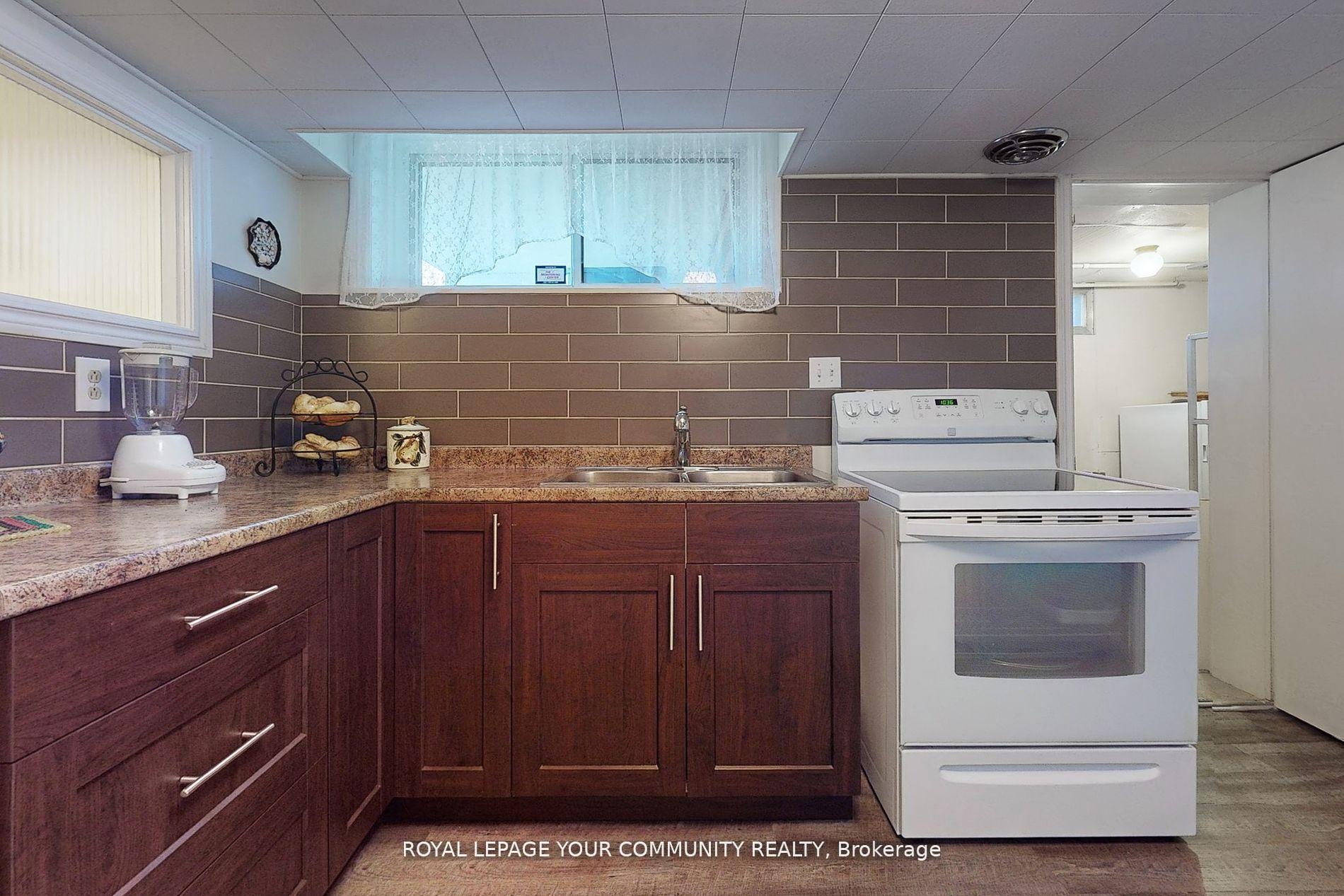 Photo 29 of 78 Wincott Drive, Etobicoke, Kingsview Village-The Westway — HOMEH