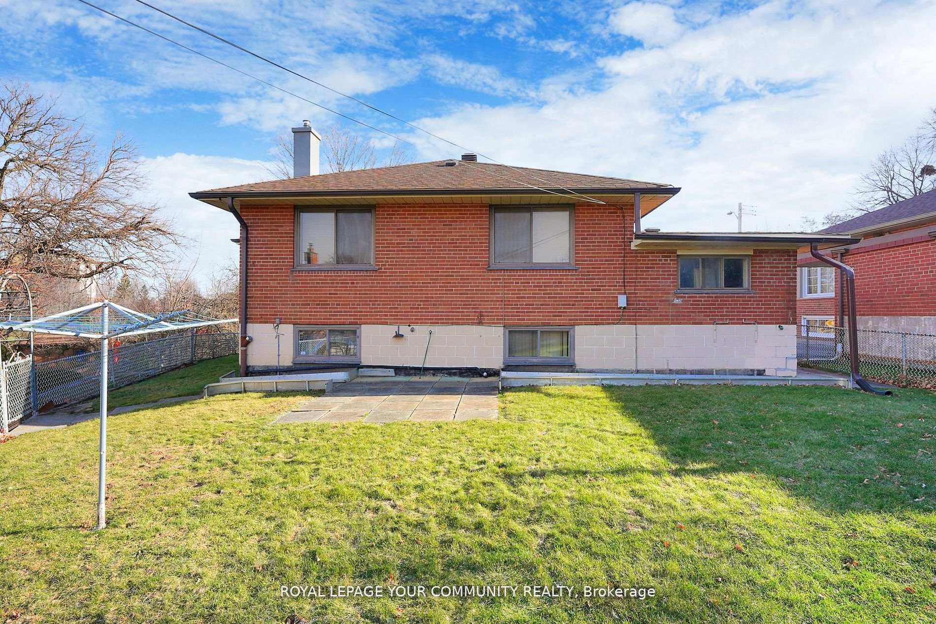 Photo 34 of 78 Wincott Drive, Etobicoke, Kingsview Village-The Westway — HOMEH