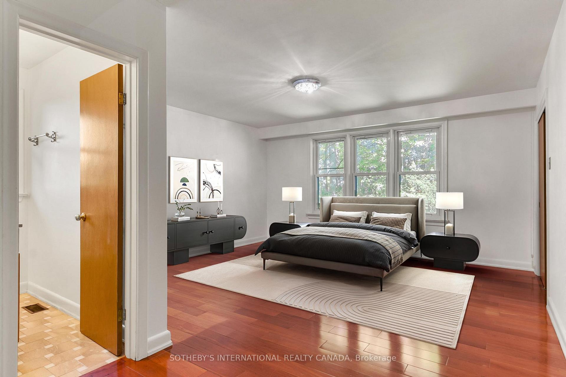 Photo 8 of 9 Queensborough Crescent, Etobicoke, Willowridge-Martingrove-Richview — HOMEH