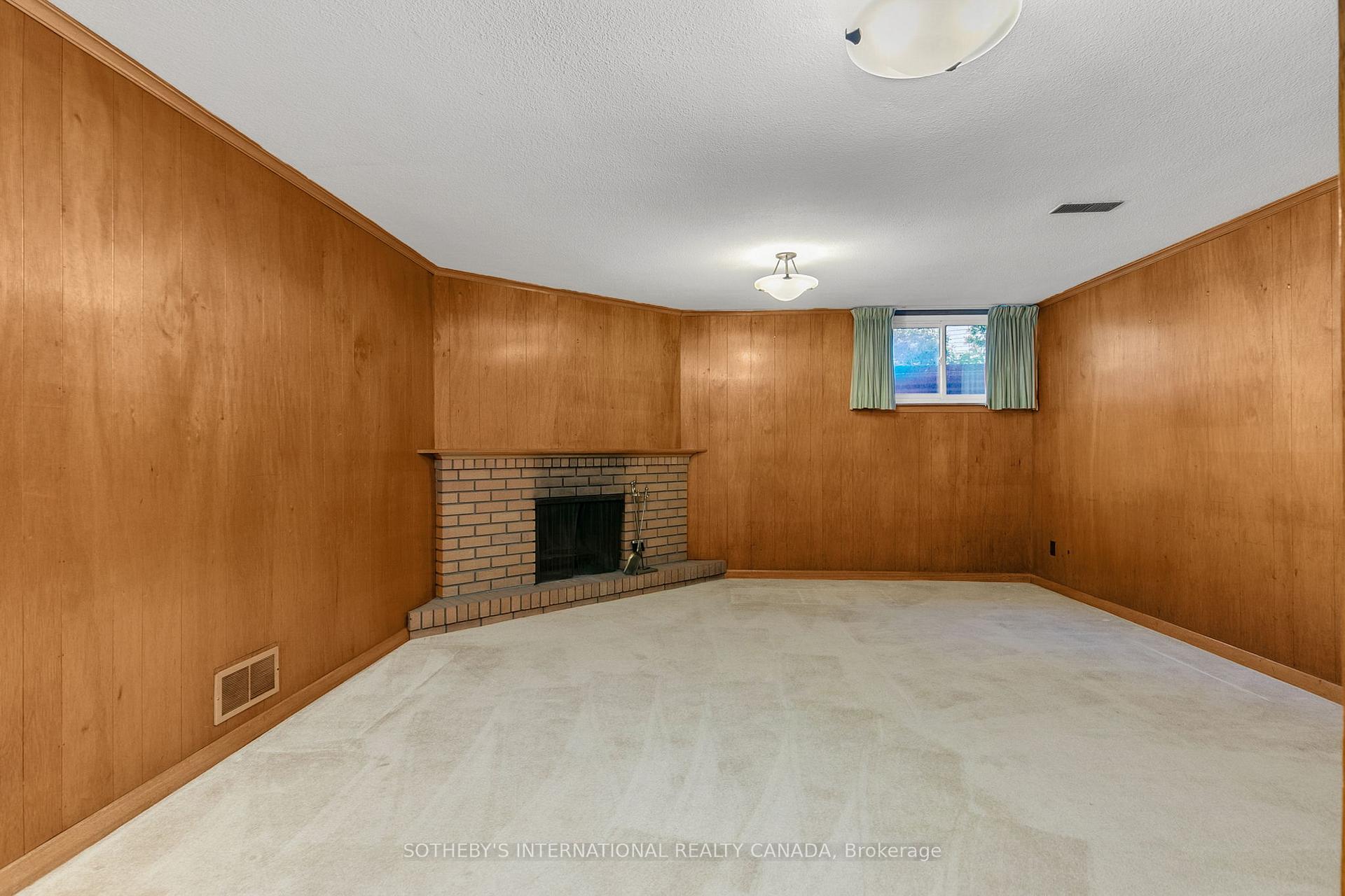 Photo 39 of 9 Queensborough Crescent, Etobicoke, Willowridge-Martingrove-Richview — HOMEH