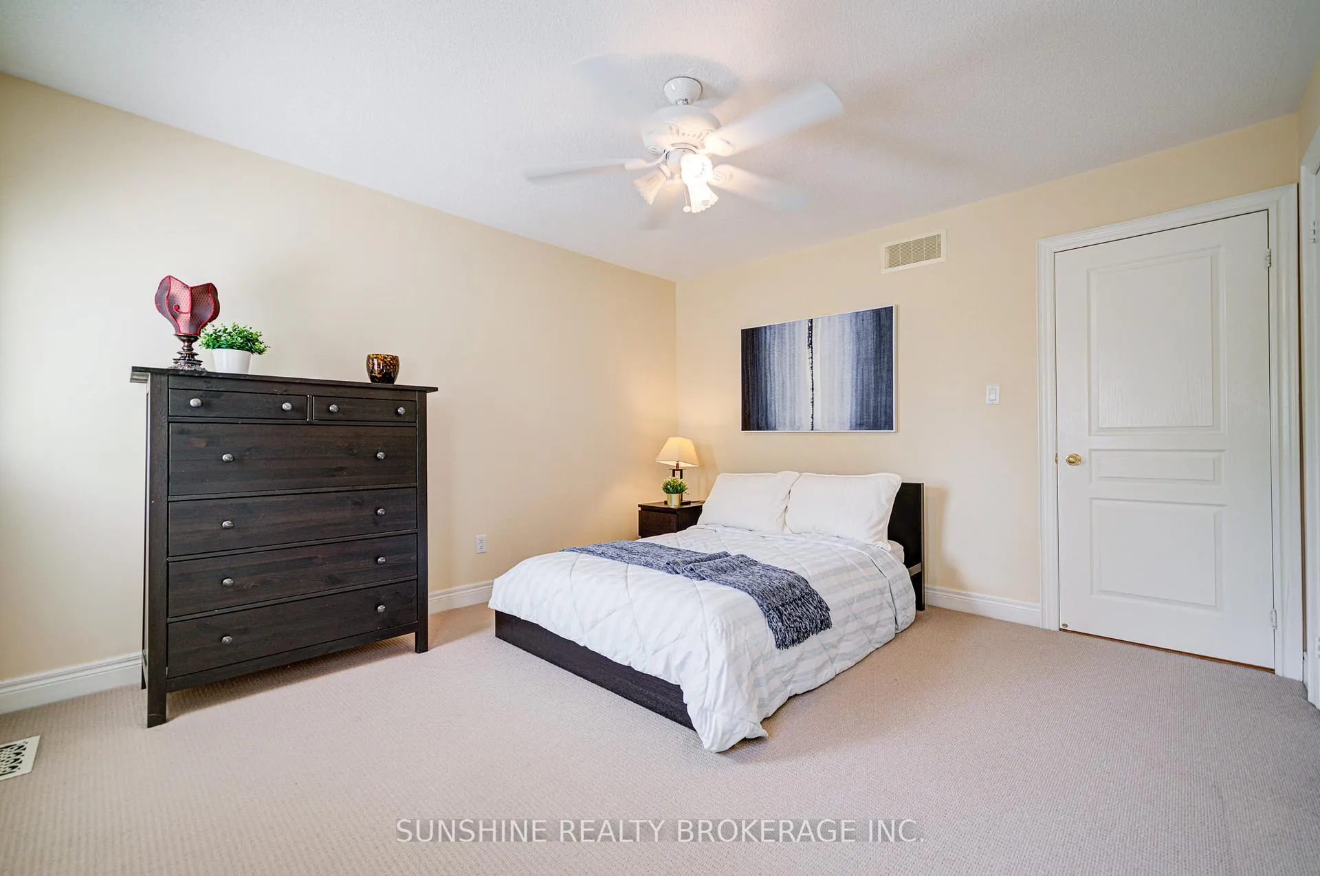 Photo 325 of 19 Aspen Leaf Court, Aurora, Hills of St Andrew — HOMEH