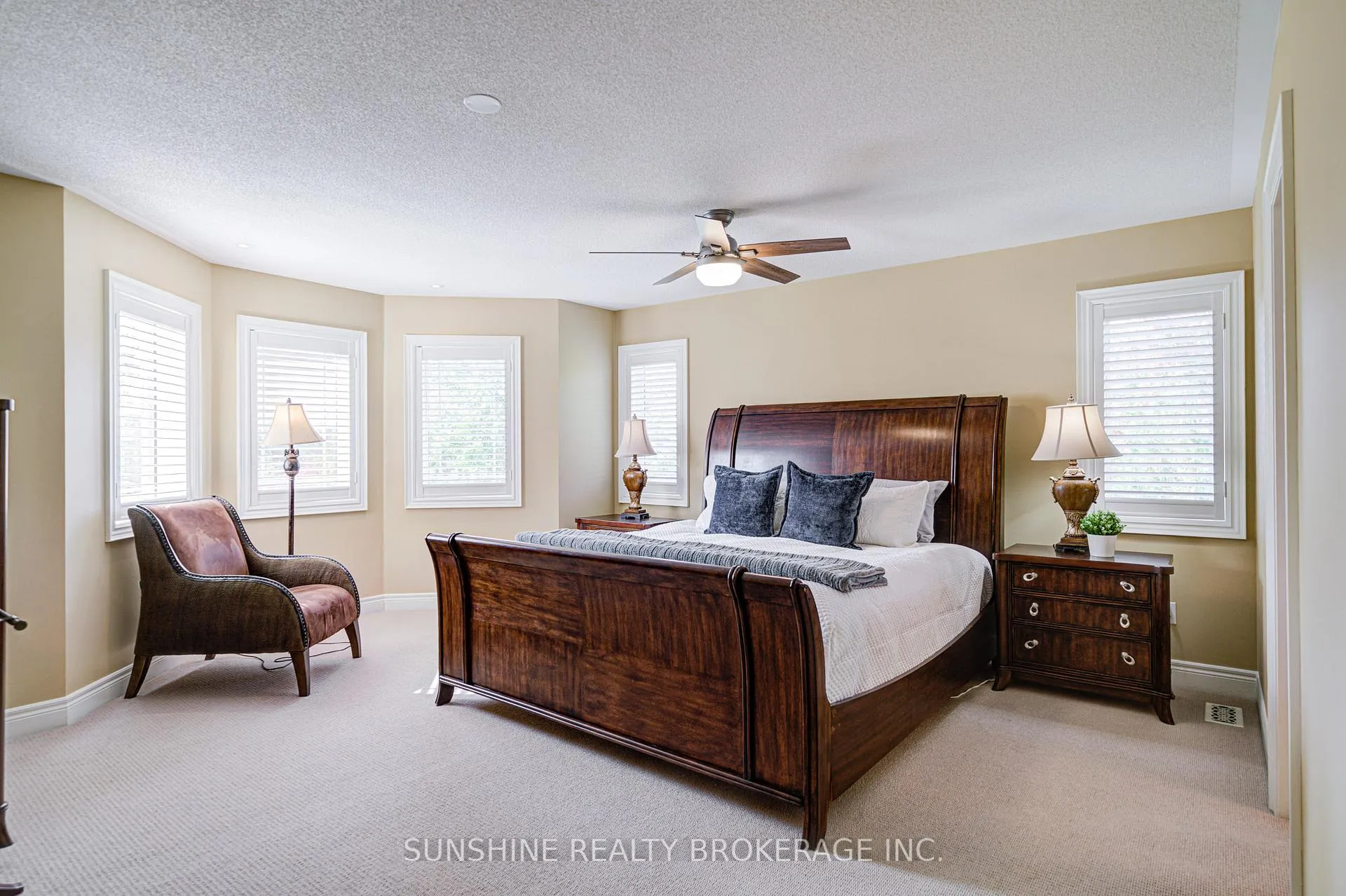 Photo 400 of 19 Aspen Leaf Court, Aurora, Hills of St Andrew — HOMEH