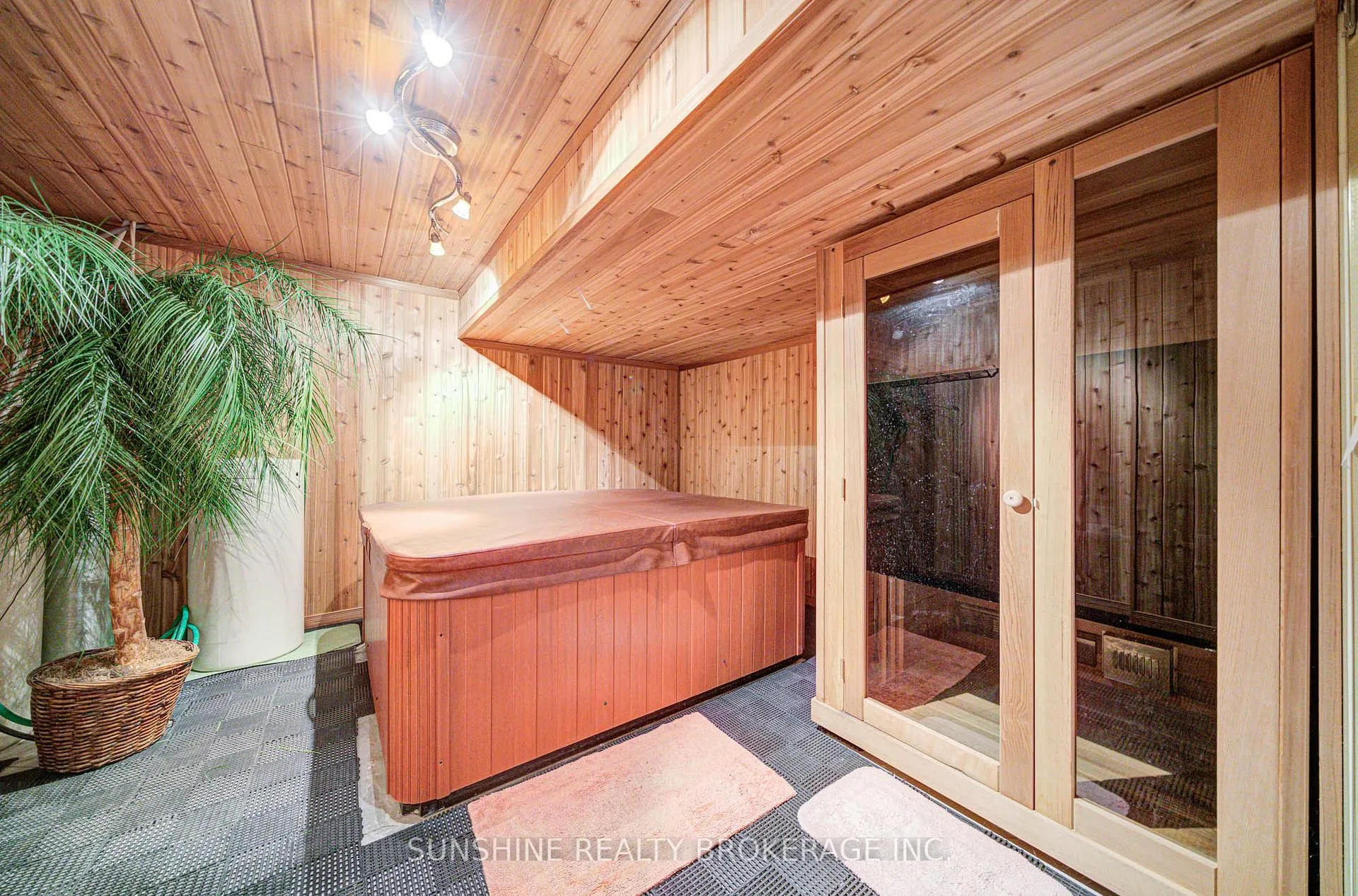 Photo 497 of 19 Aspen Leaf Court, Aurora, Hills of St Andrew — HOMEH