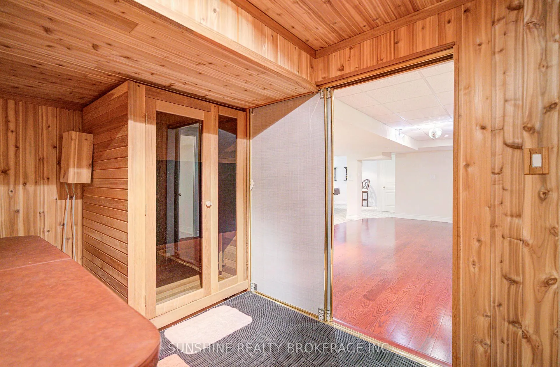 Photo 512 of 19 Aspen Leaf Court, Aurora, Hills of St Andrew — HOMEH