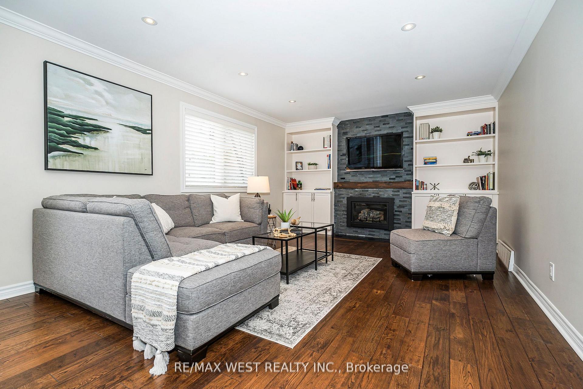 Photo 27 of 17 Forest Path Court, Etobicoke, Thistletown-Beaumonde Heights — HOMEH