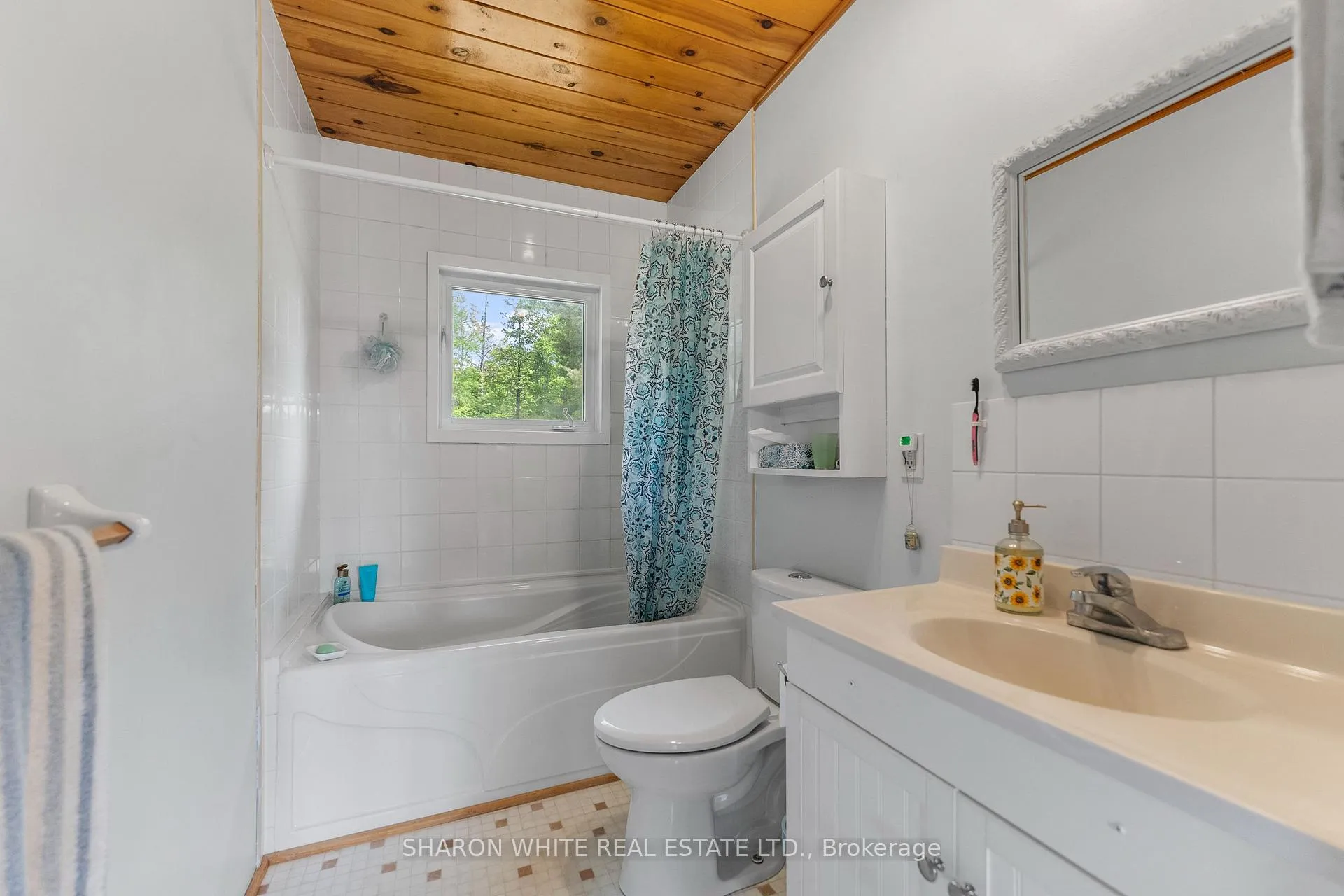 Photo 392 of 416 Fort Stewart Road, Bancroft — HOMEH