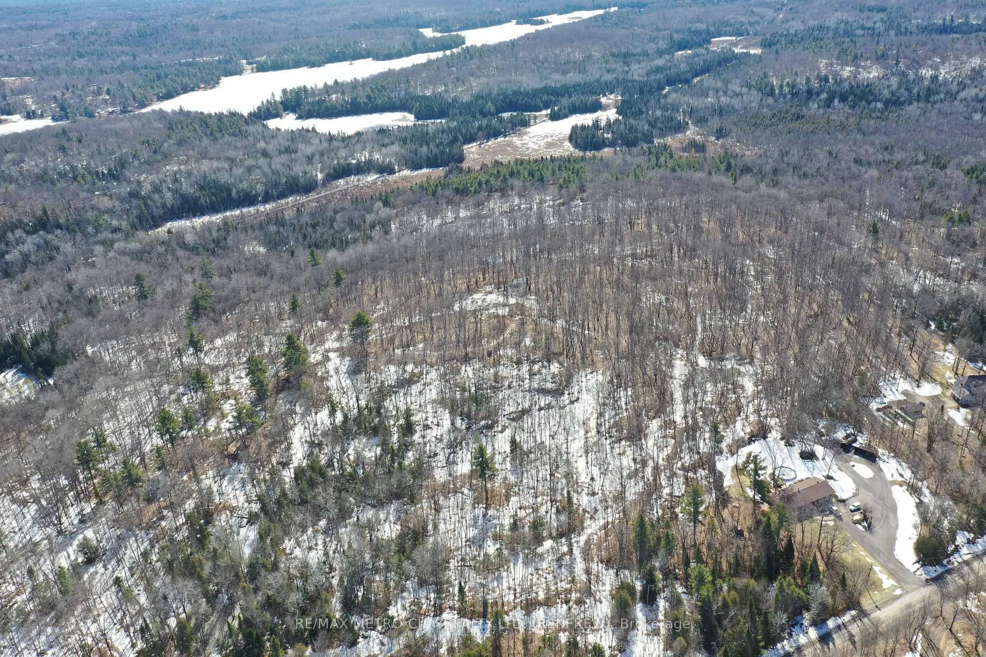 Photo 42 of 835 Ferguslea Road, Admaston/Bromley, Admaston/Bromley — HOMEH