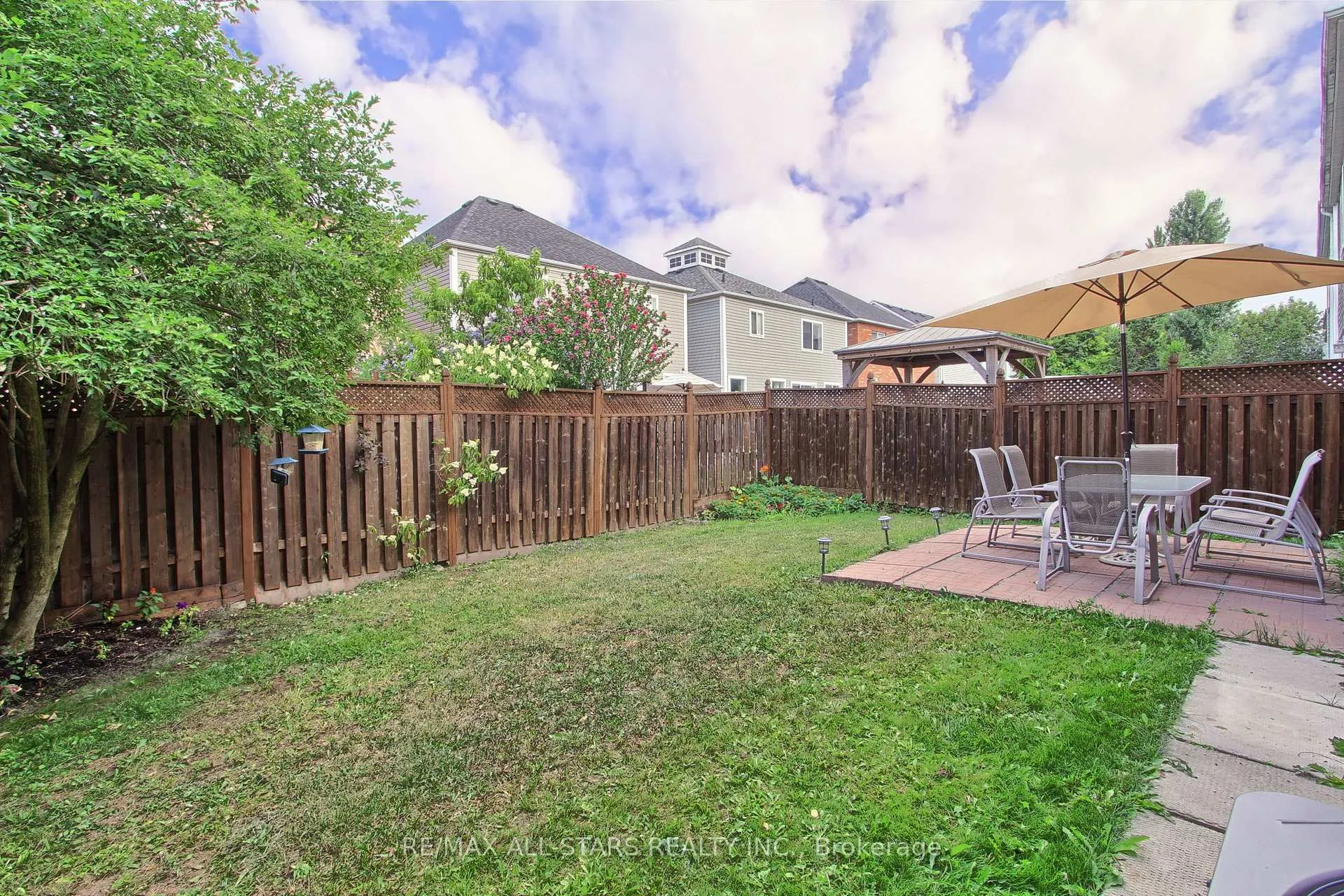 Photo 715 of 85 Handley Crescent, Ajax, South East — HOMEH