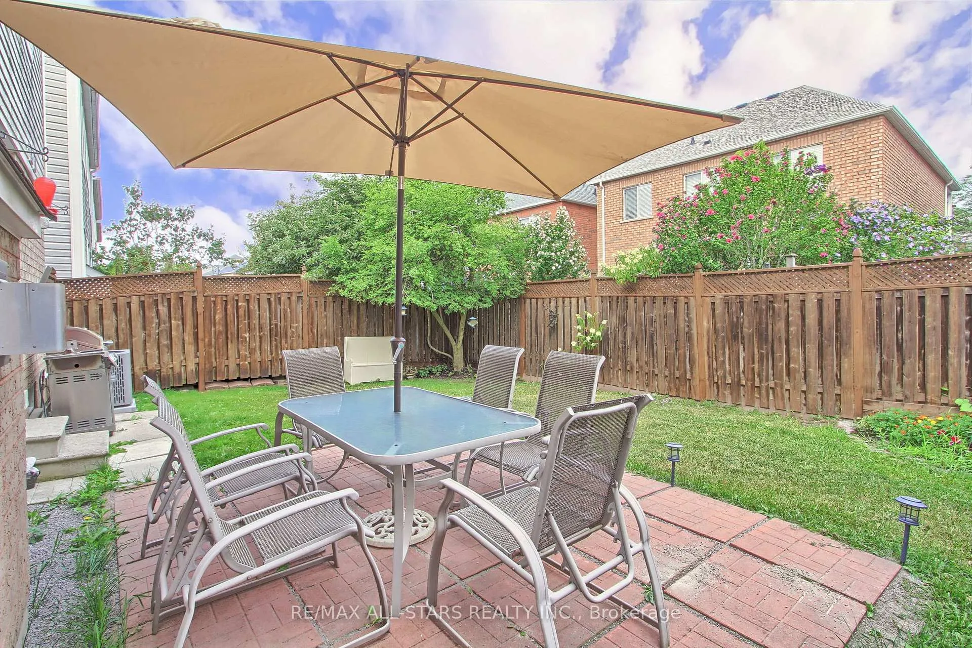 Photo 759 of 85 Handley Crescent, Ajax, South East — HOMEH