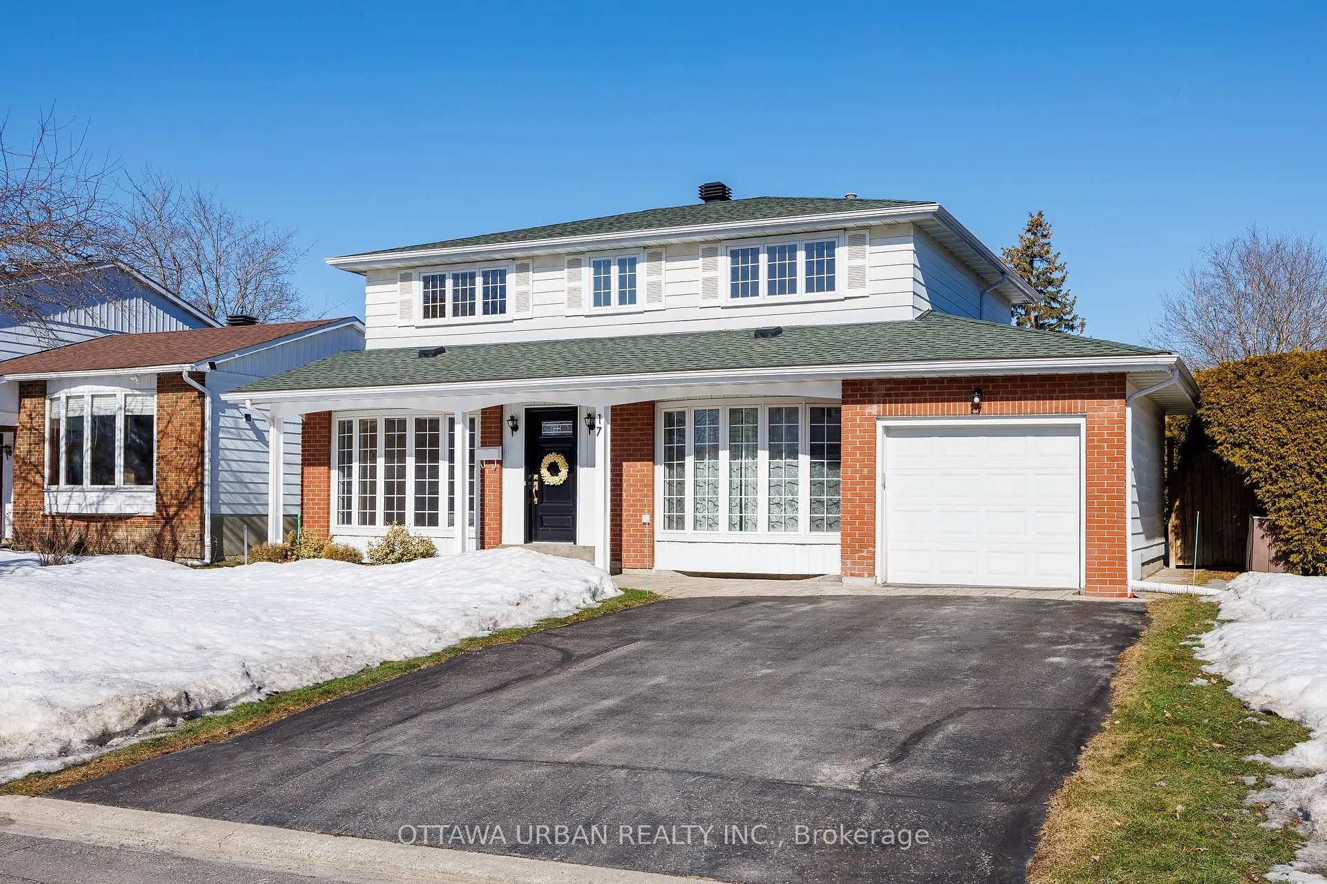 Photo 28 of 17 Woodview Crescent, Ottawa, Blackburn Hamlet — HOMEH
