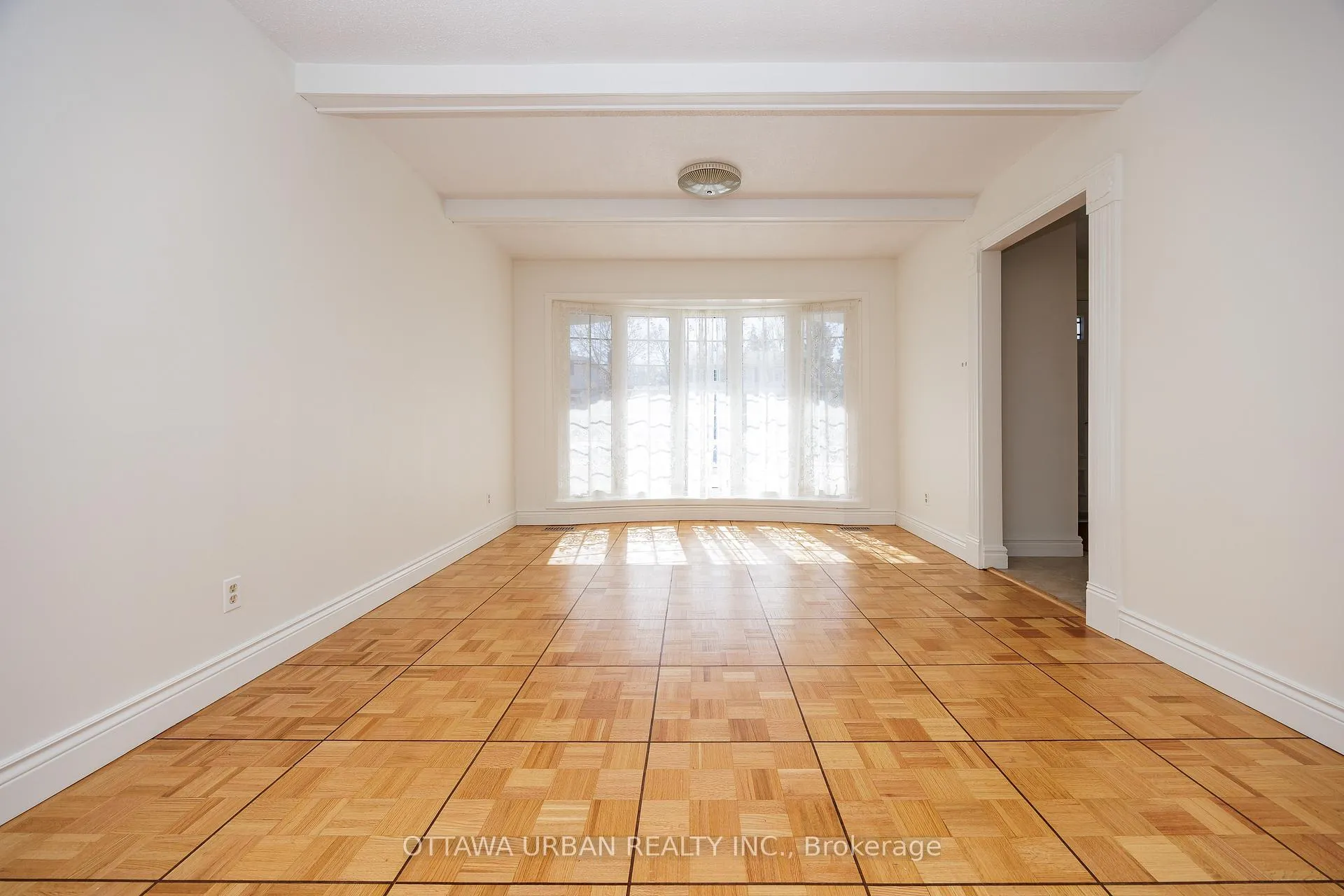 Photo 214 of 17 Woodview Crescent, Ottawa, Blackburn Hamlet — HOMEH