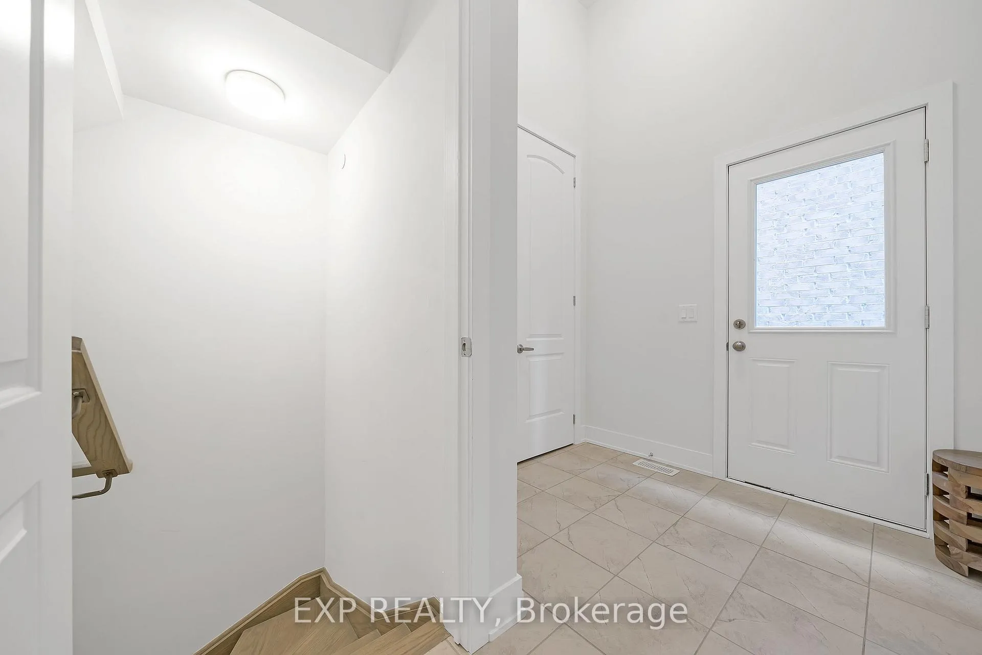 Photo 71 of Unit Bsmt, 24 Sikura Circle, Aurora, Rural Aurora — HOMEH