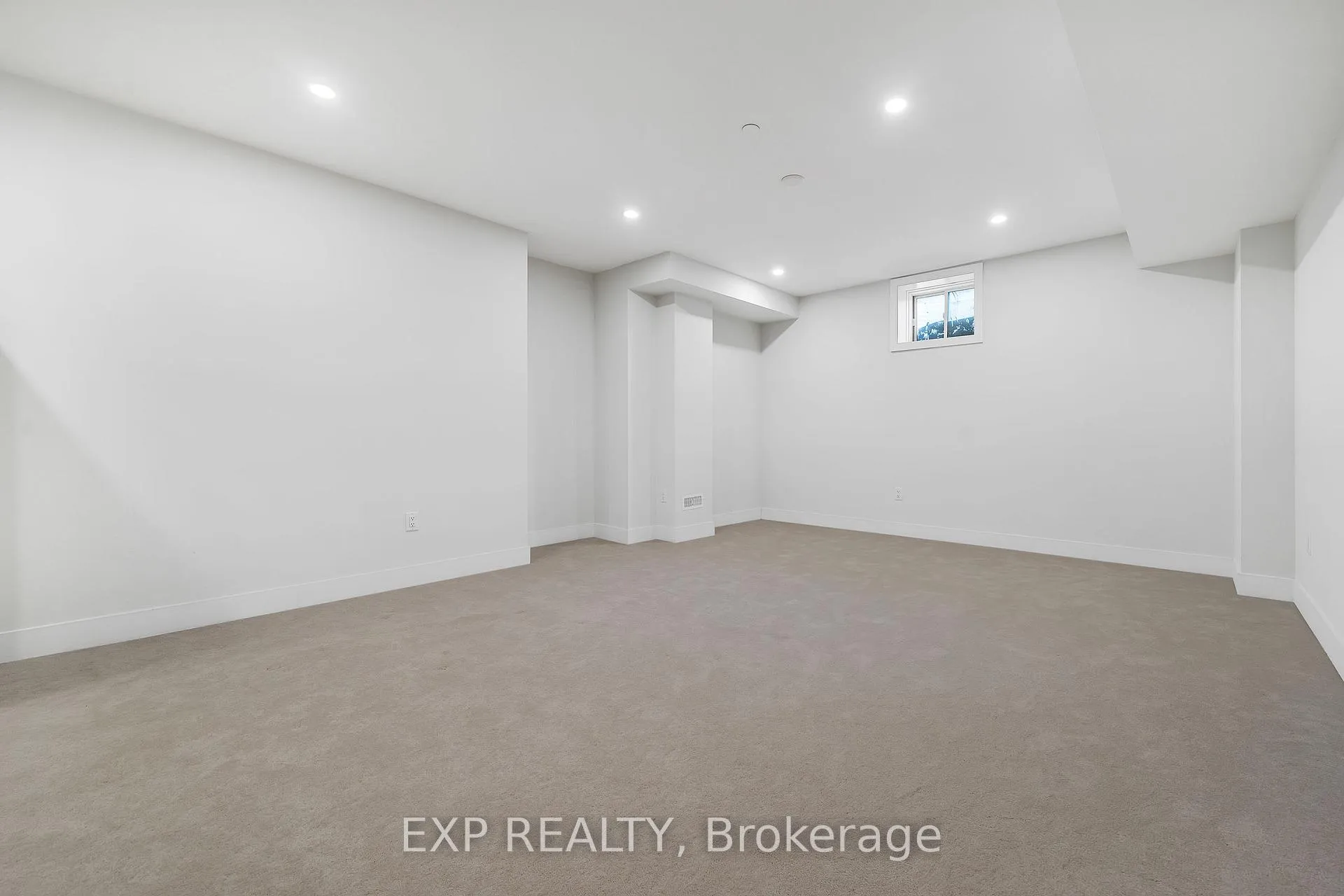 Photo 124 of Unit Bsmt, 24 Sikura Circle, Aurora, Rural Aurora — HOMEH
