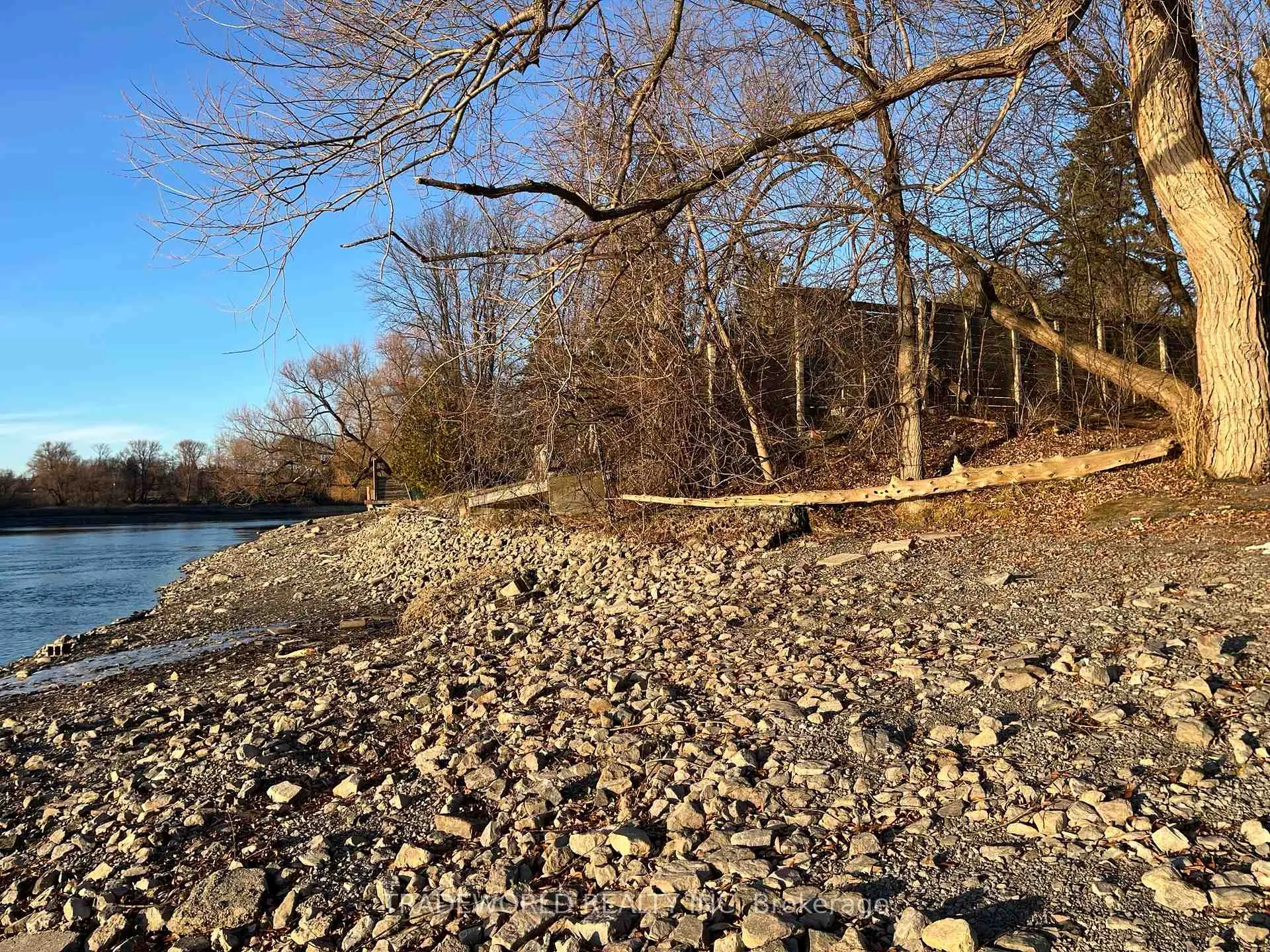 Photo 3 of 330 River Road, Ottawa, Cedardale — HOMEH
