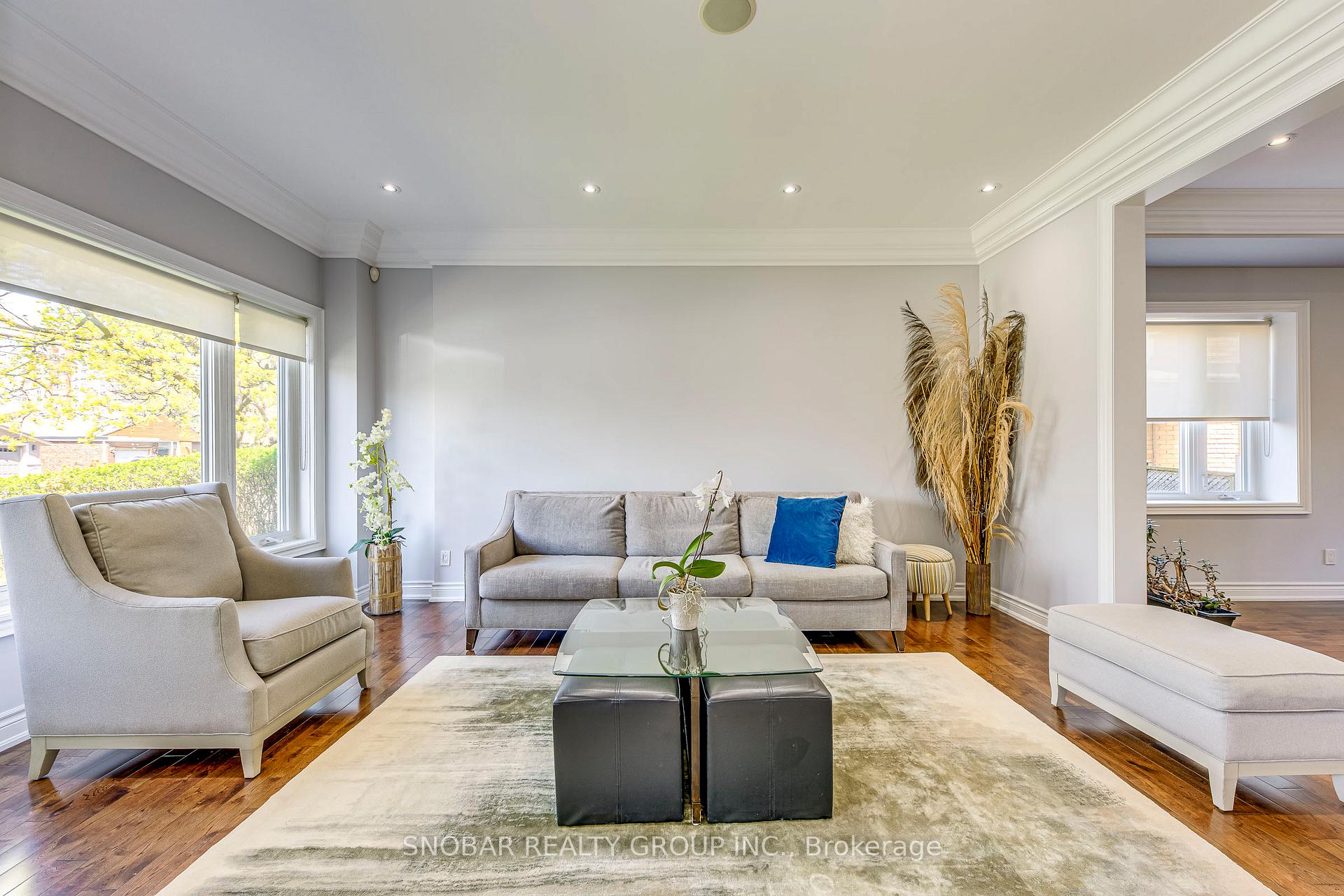 Photo 2 of 73 Westhampton Drive, Etobicoke, Kingsview Village-The Westway — HOMEH