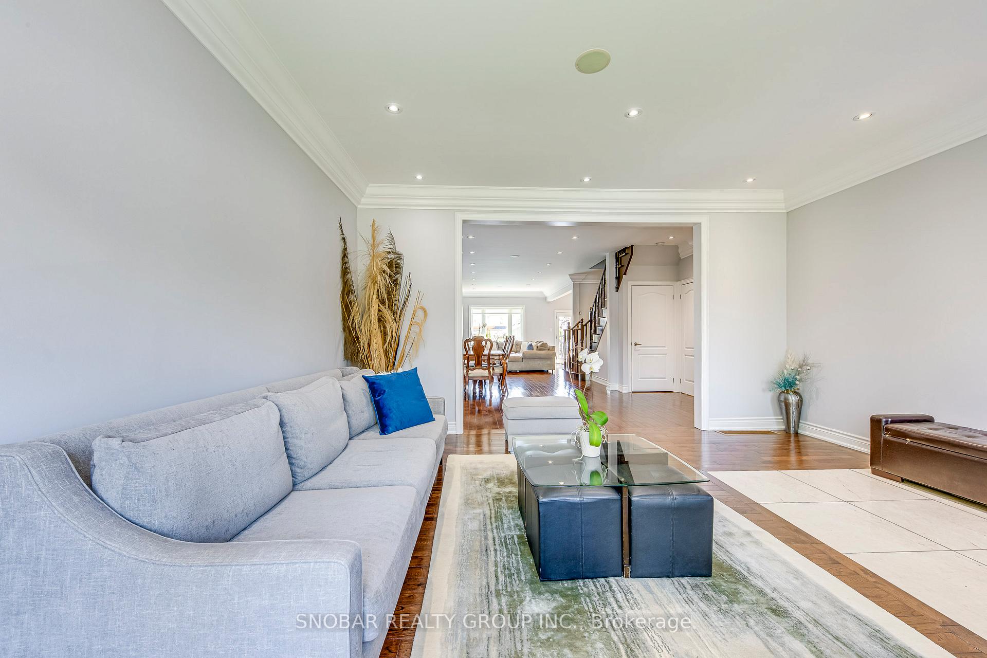 Photo 3 of 73 Westhampton Drive, Etobicoke, Kingsview Village-The Westway — HOMEH