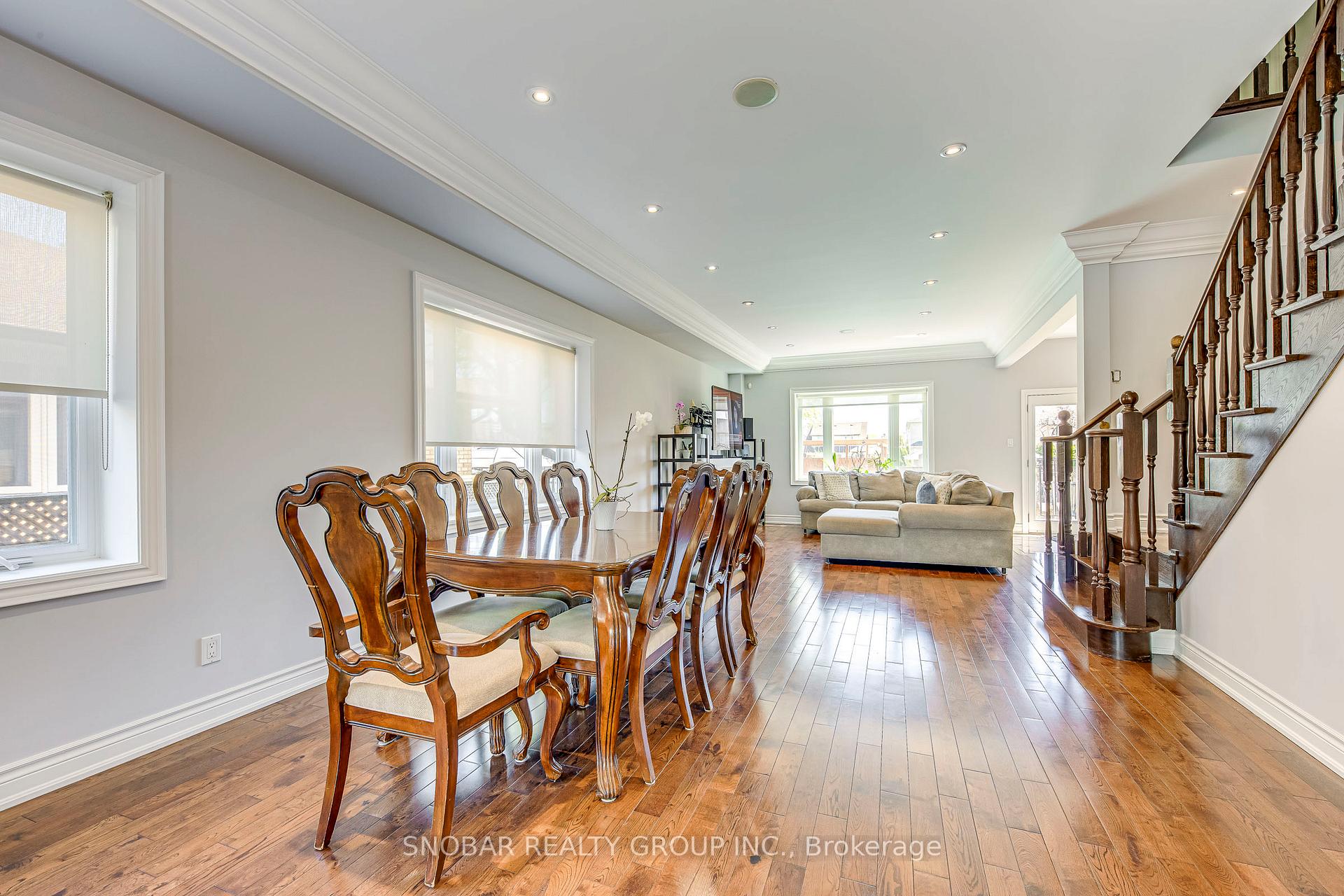 Photo 4 of 73 Westhampton Drive, Etobicoke, Kingsview Village-The Westway — HOMEH