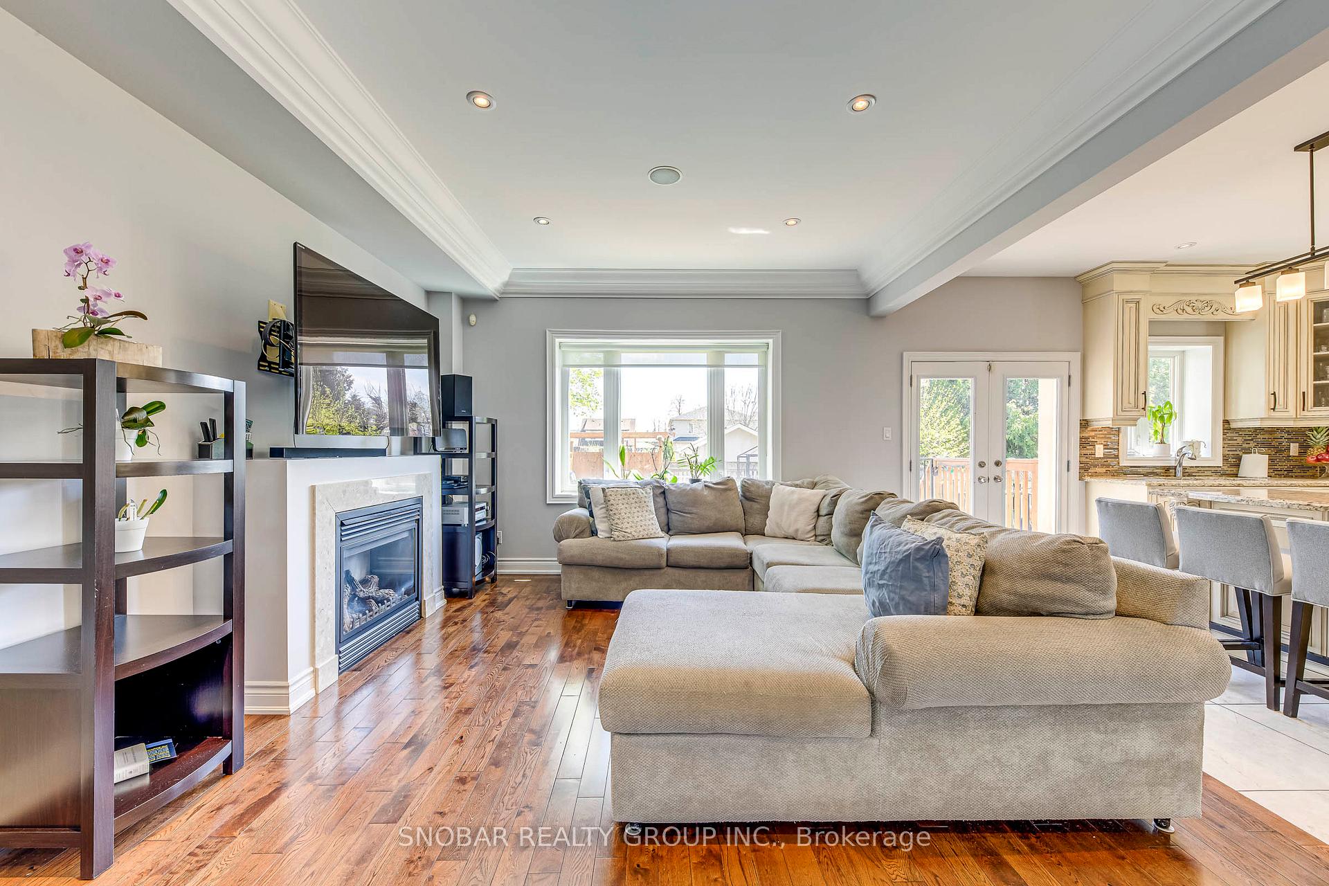 Photo 6 of 73 Westhampton Drive, Etobicoke, Kingsview Village-The Westway — HOMEH
