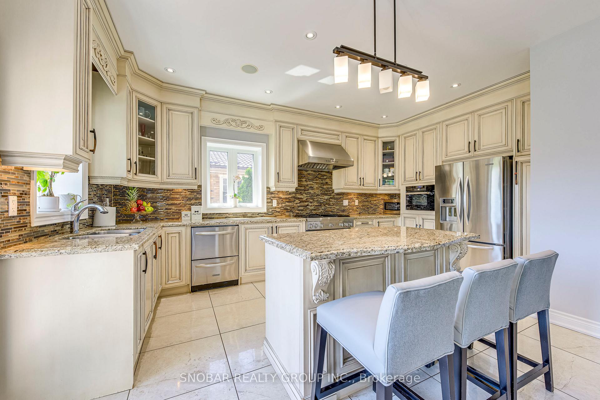 Photo 9 of 73 Westhampton Drive, Etobicoke, Kingsview Village-The Westway — HOMEH