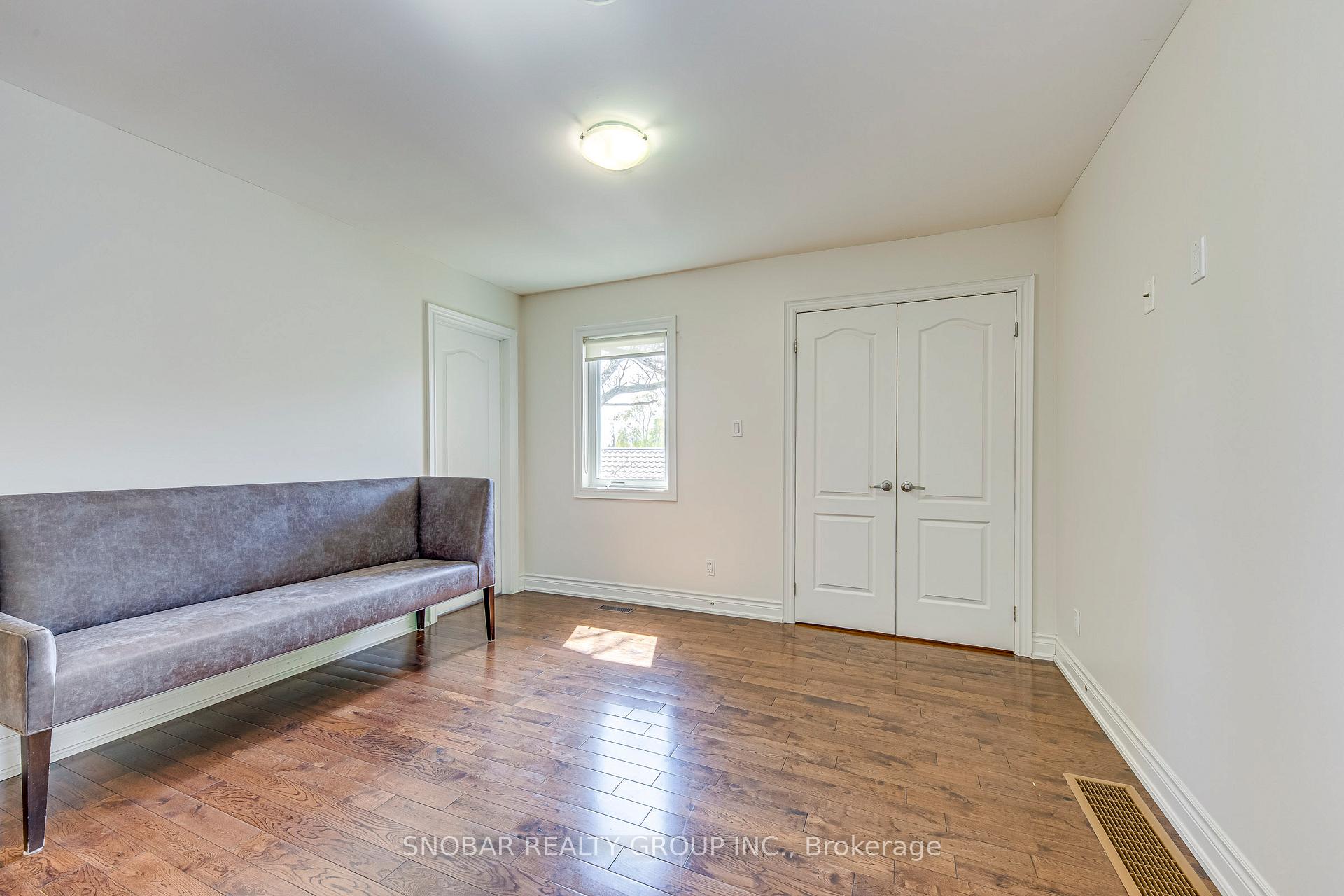 Photo 14 of 73 Westhampton Drive, Etobicoke, Kingsview Village-The Westway — HOMEH