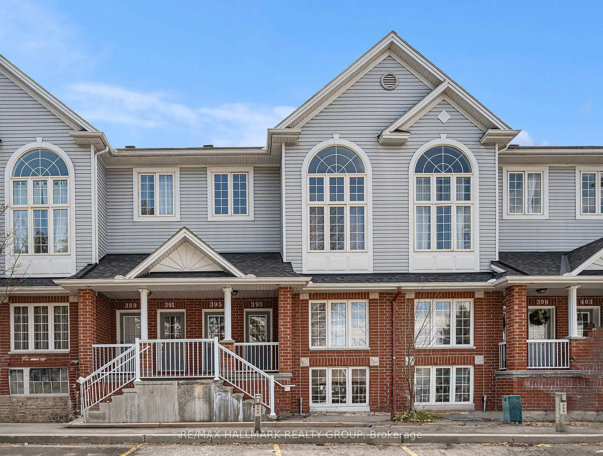 Photo 2 of 393 Wiffen Private, Ottawa, Westcliffe Estates — HOMEH