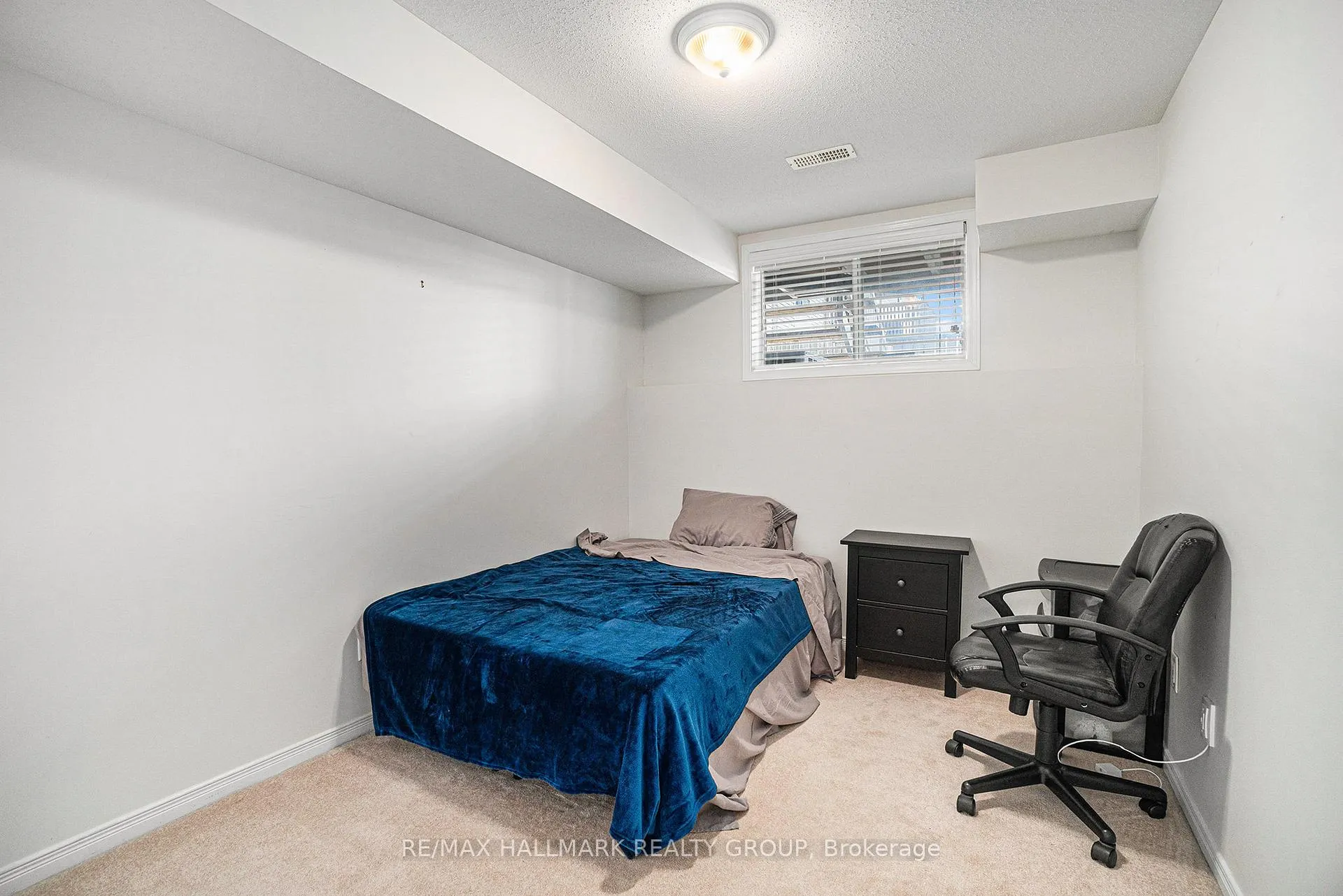 Photo 12 of 393 Wiffen Private, Ottawa, Westcliffe Estates — HOMEH