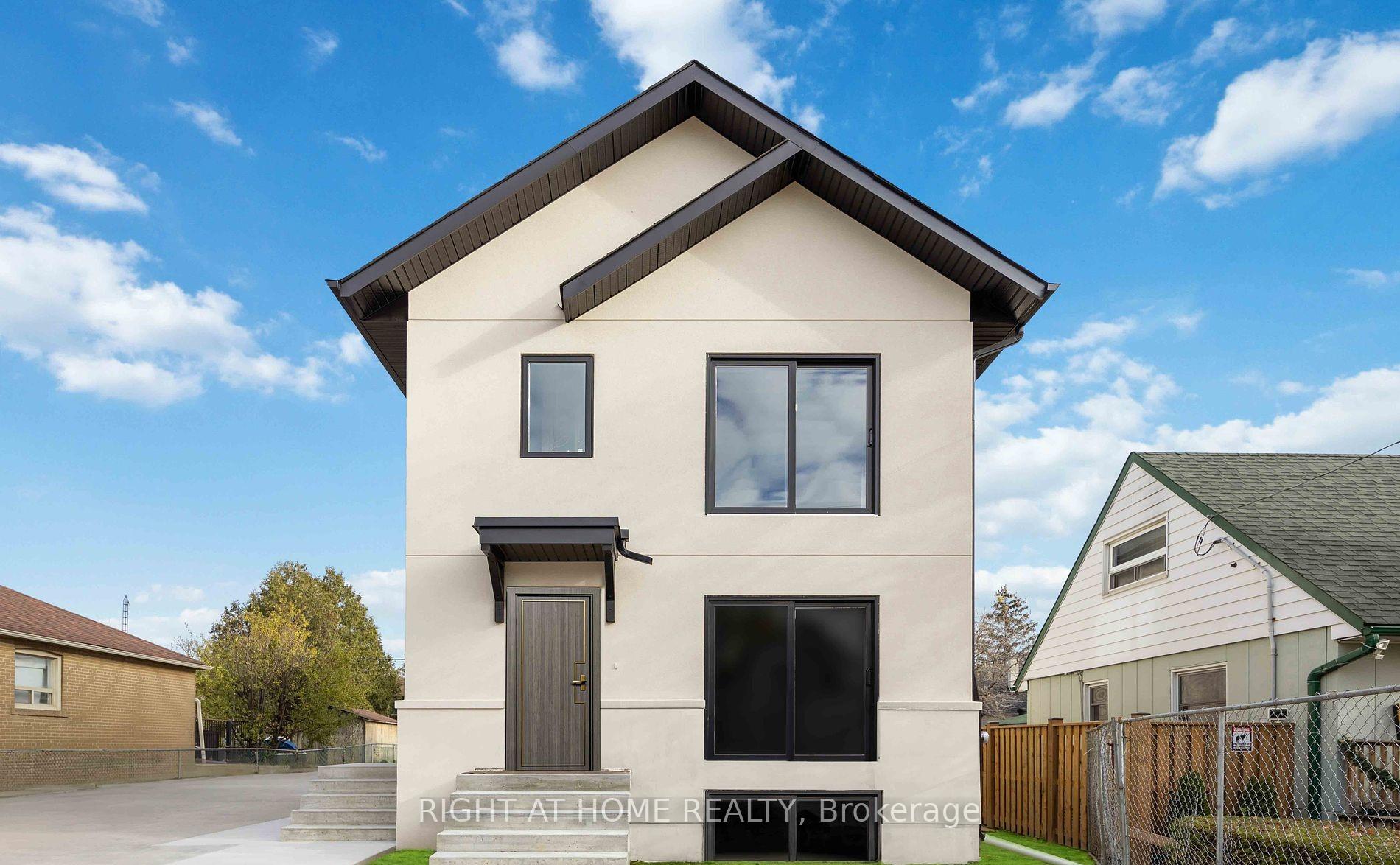 Photo 2 of 19 Hatfield (Lower) Crescent, Etobicoke, Elms-Old Rexdale — HOMEH