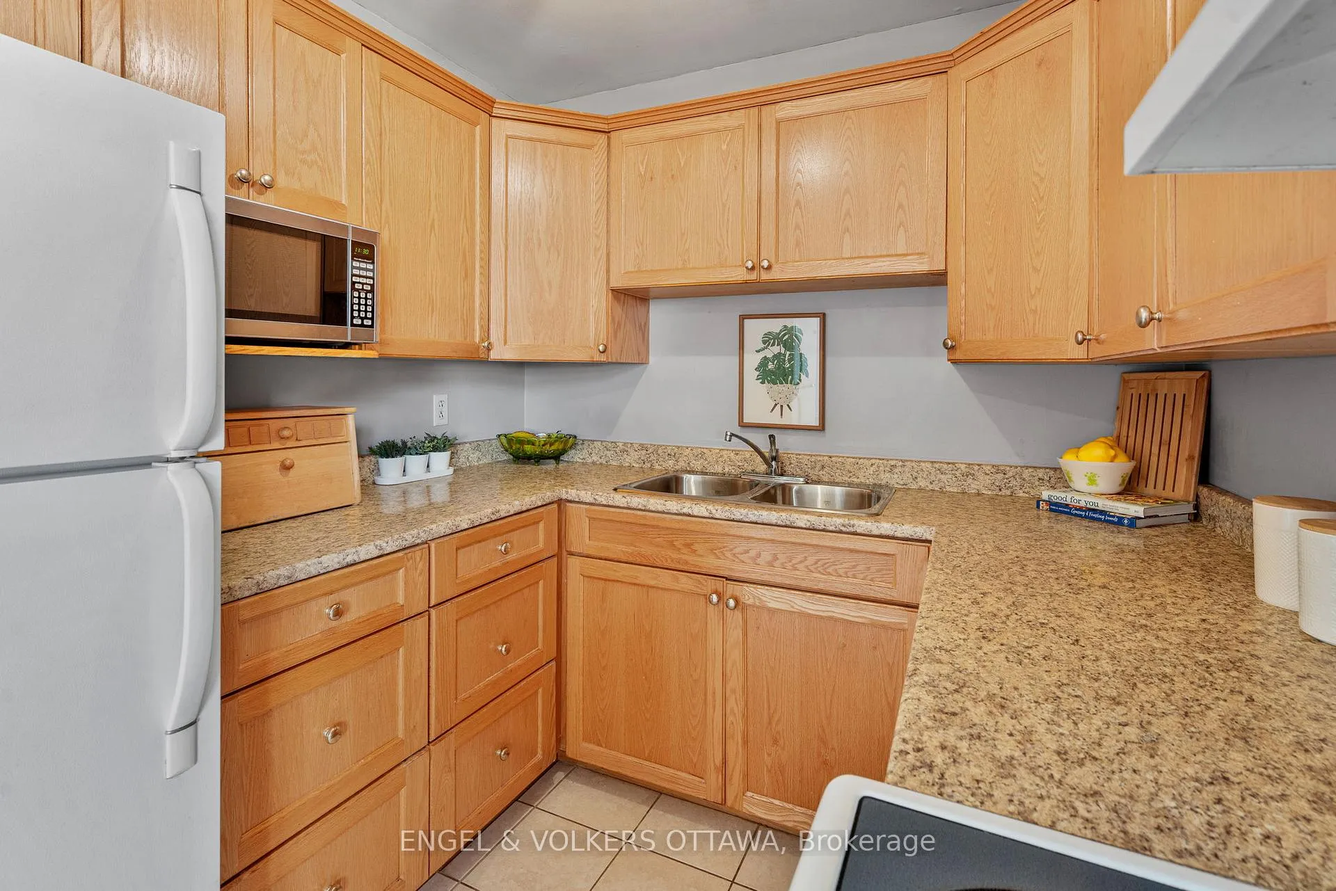 Photo 14 of 238 Wilfred Crescent, Arnprior — HOMEH
