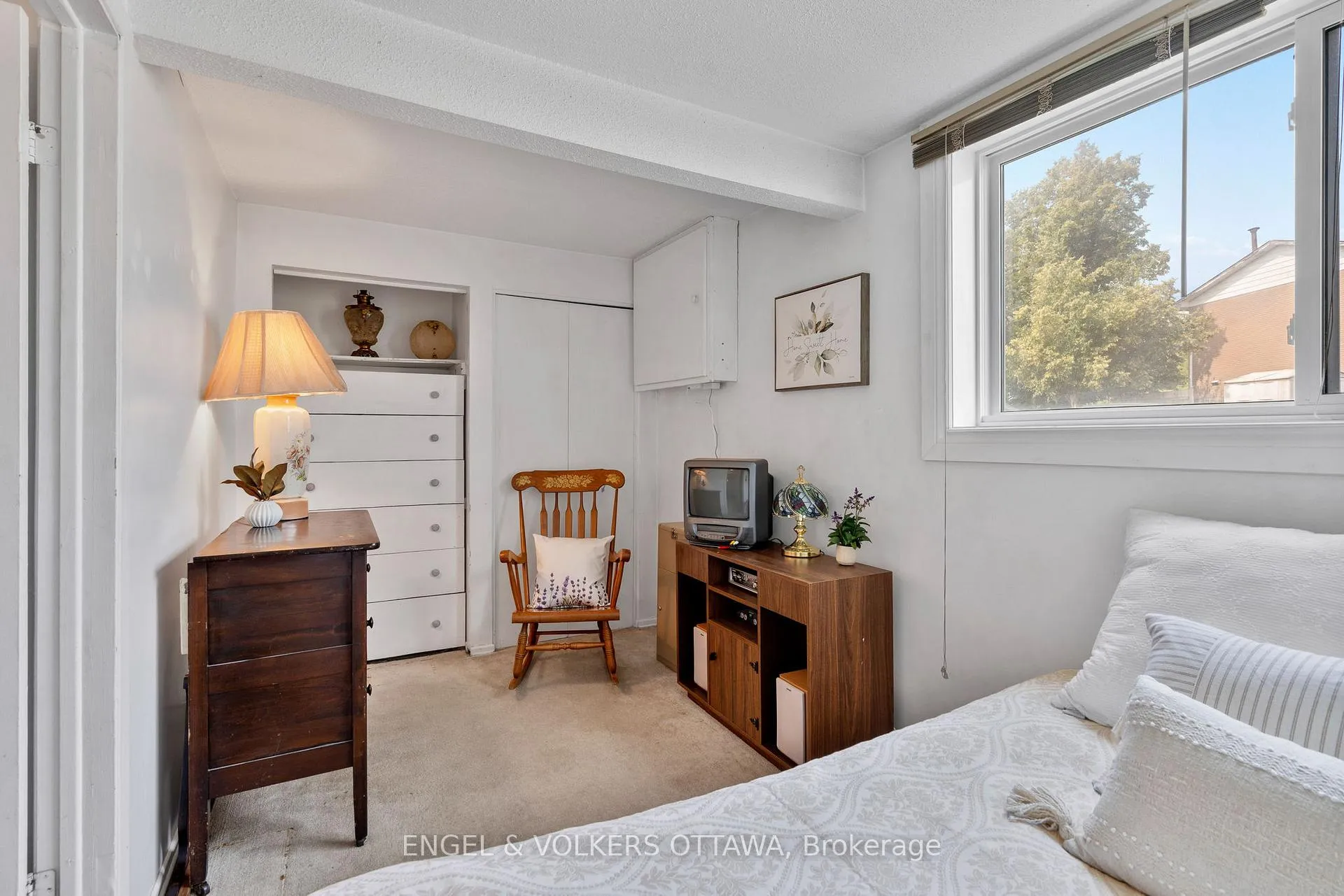 Photo 19 of 238 Wilfred Crescent, Arnprior — HOMEH