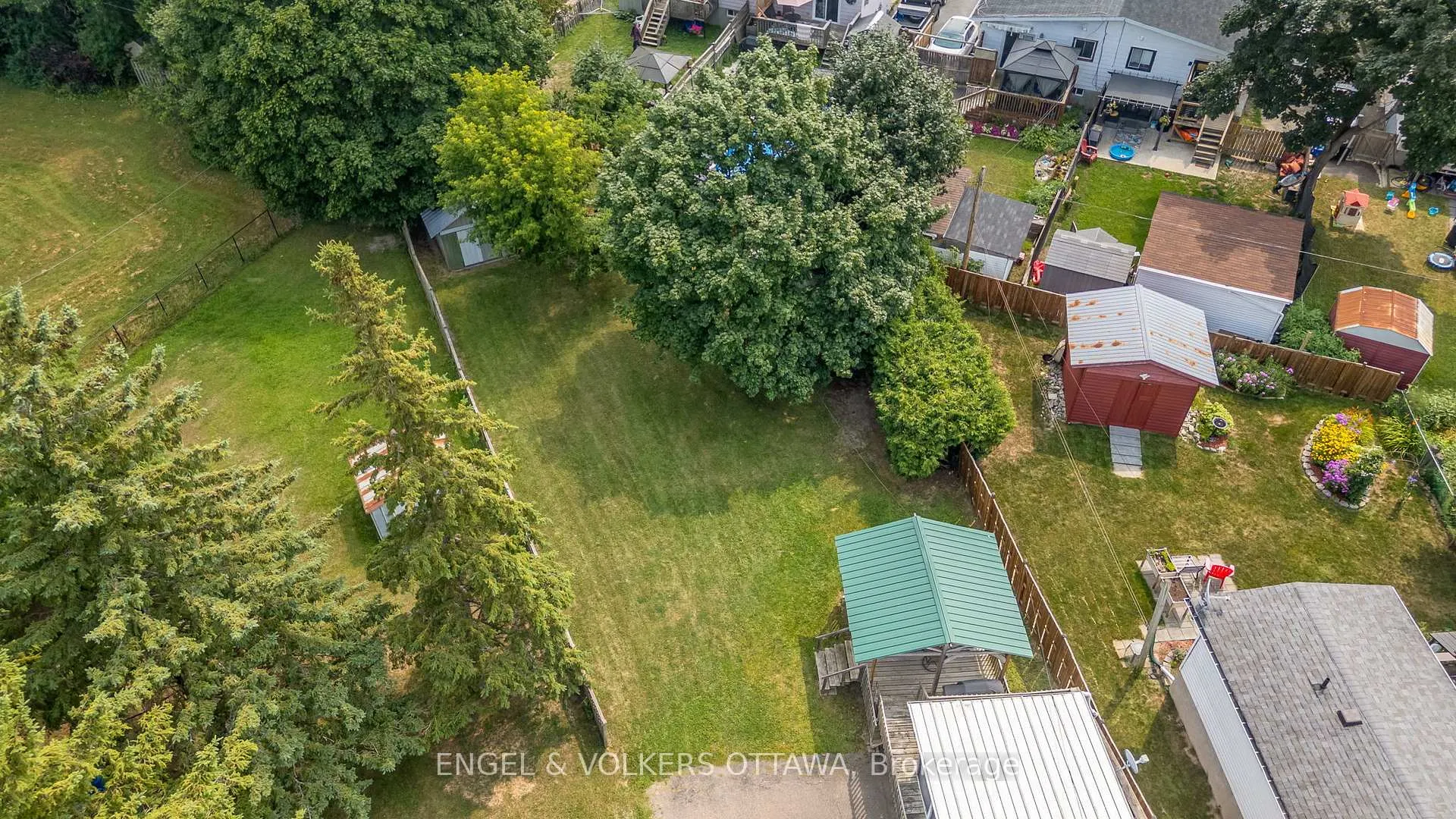 Photo 29 of 238 Wilfred Crescent, Arnprior — HOMEH