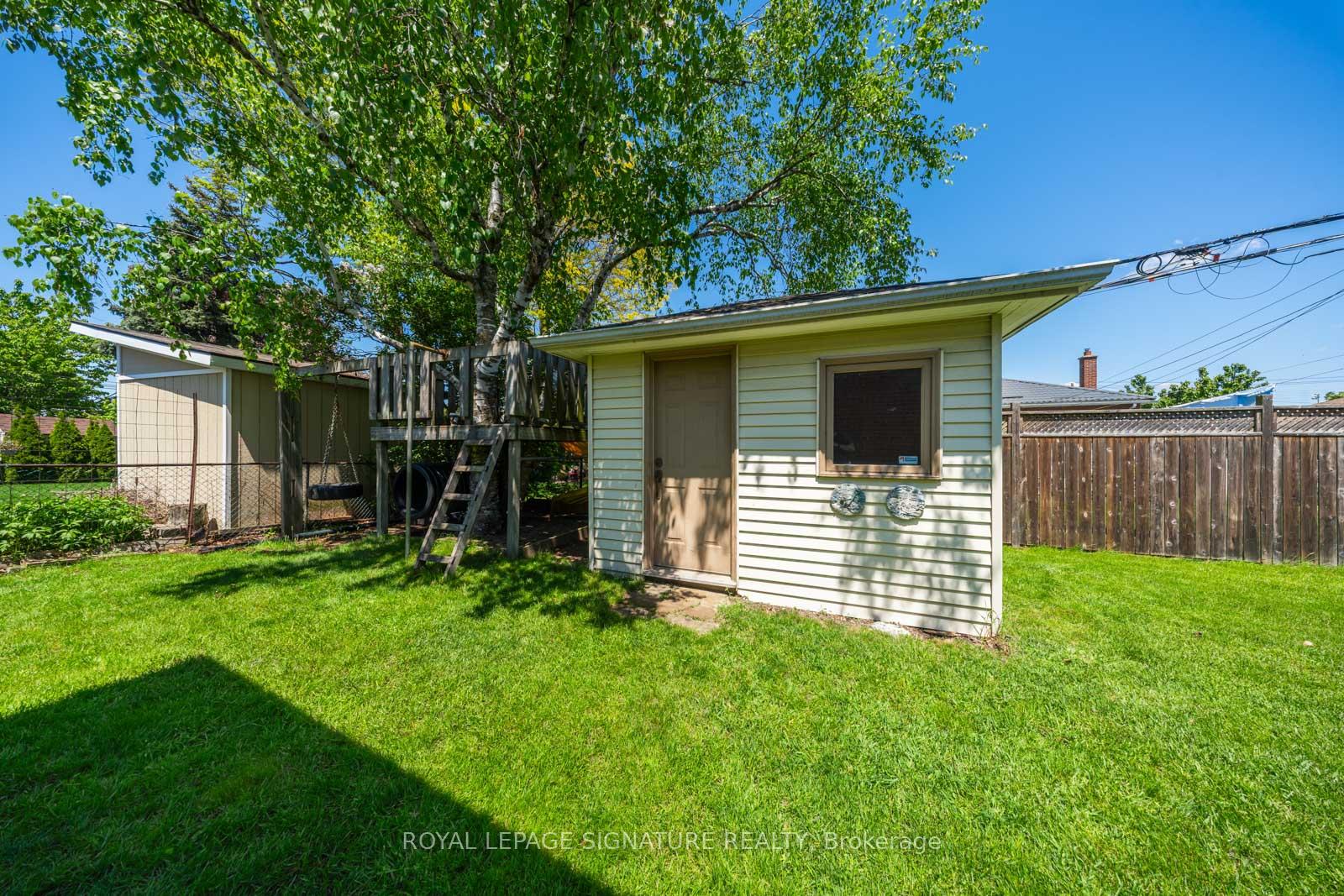 Photo 27 of 50 Dittmer Crescent, Etobicoke, West Humber-Clairville — HOMEH