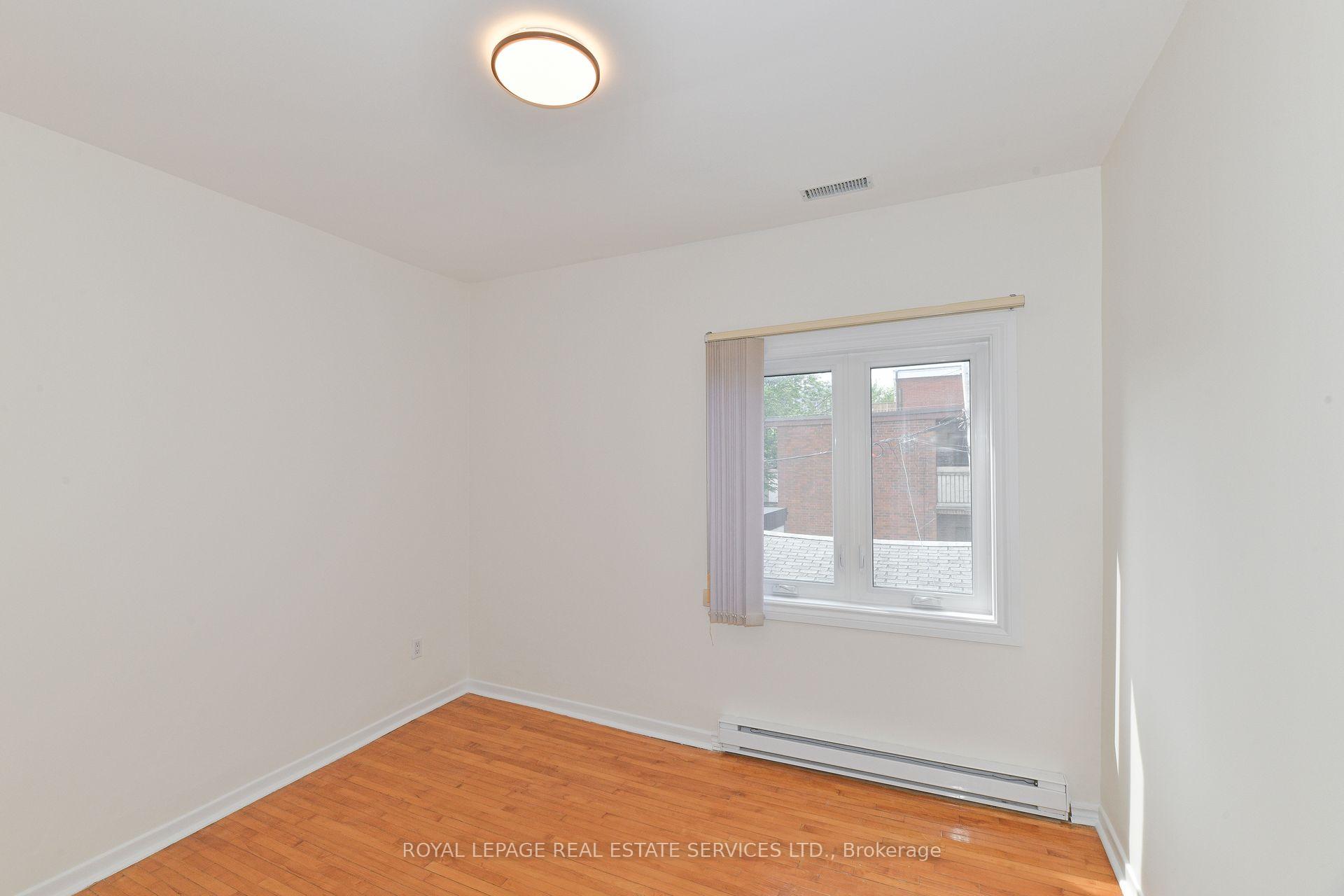 Photo 9 of 191 Argyle Street, Toronto, Little Portugal — HOMEH