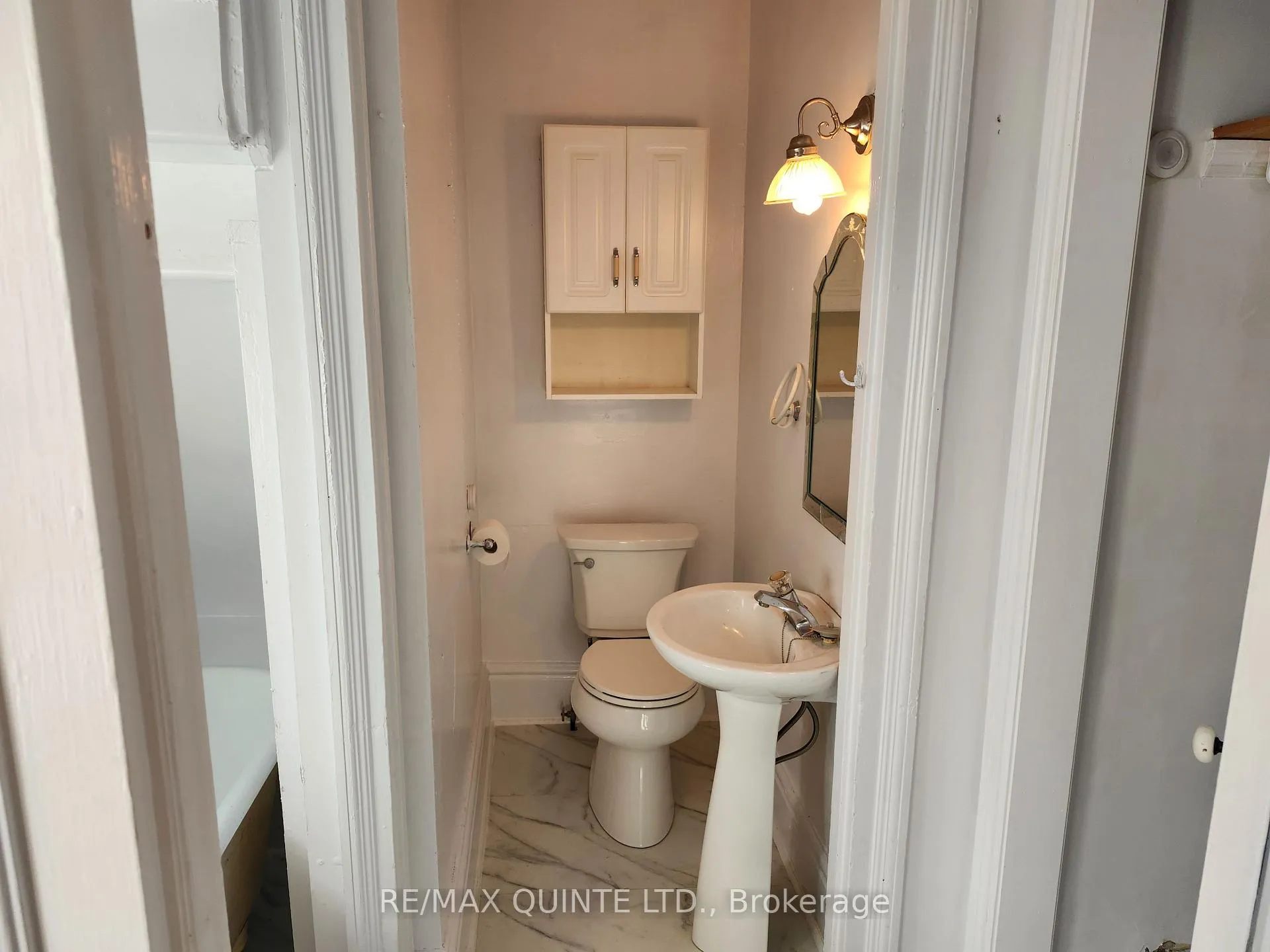 Photo 9 of 299 Foster Avenue, Belleville, Belleville Ward — HOMEH